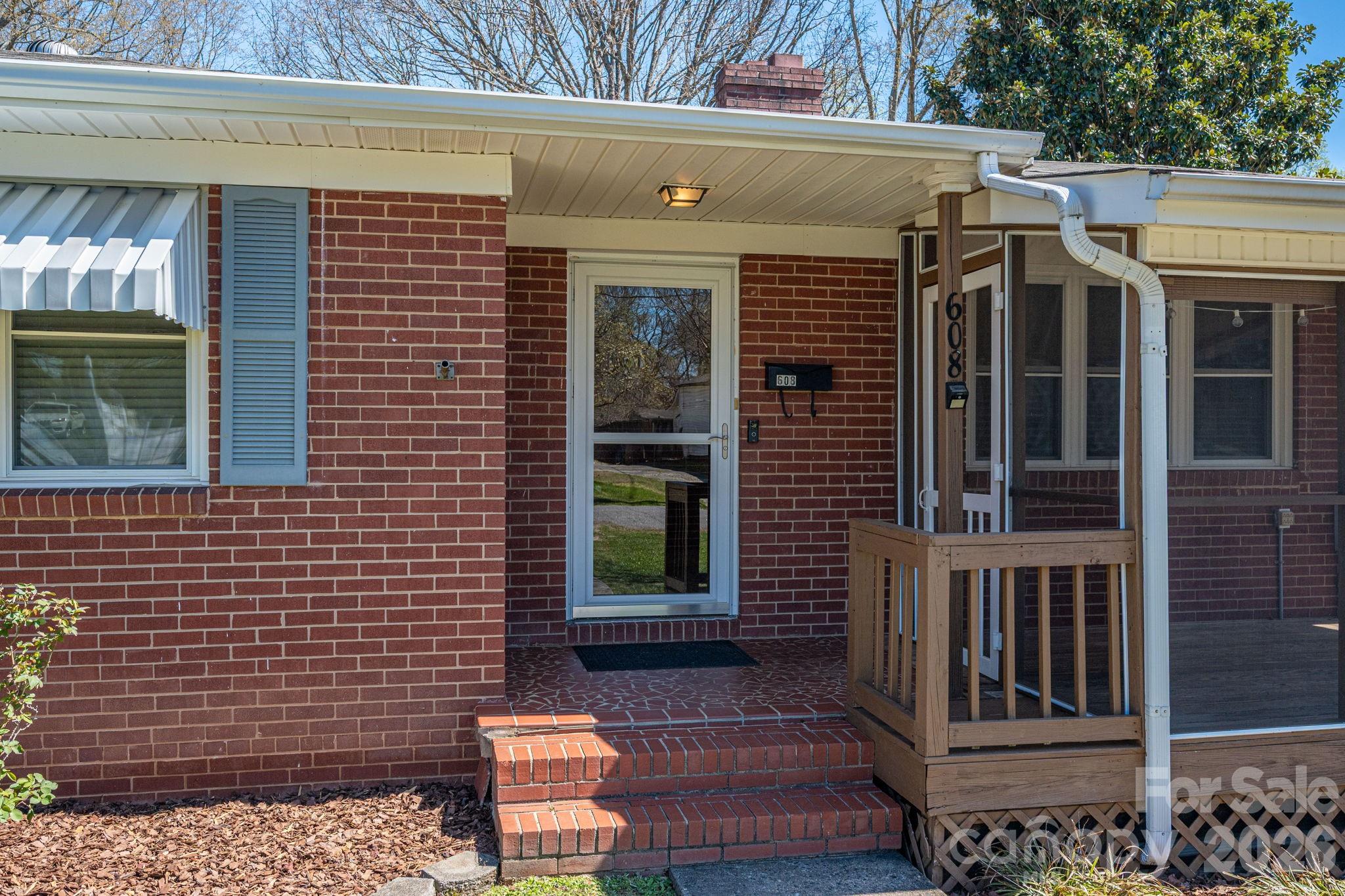 608 N State Street — Lincolnton