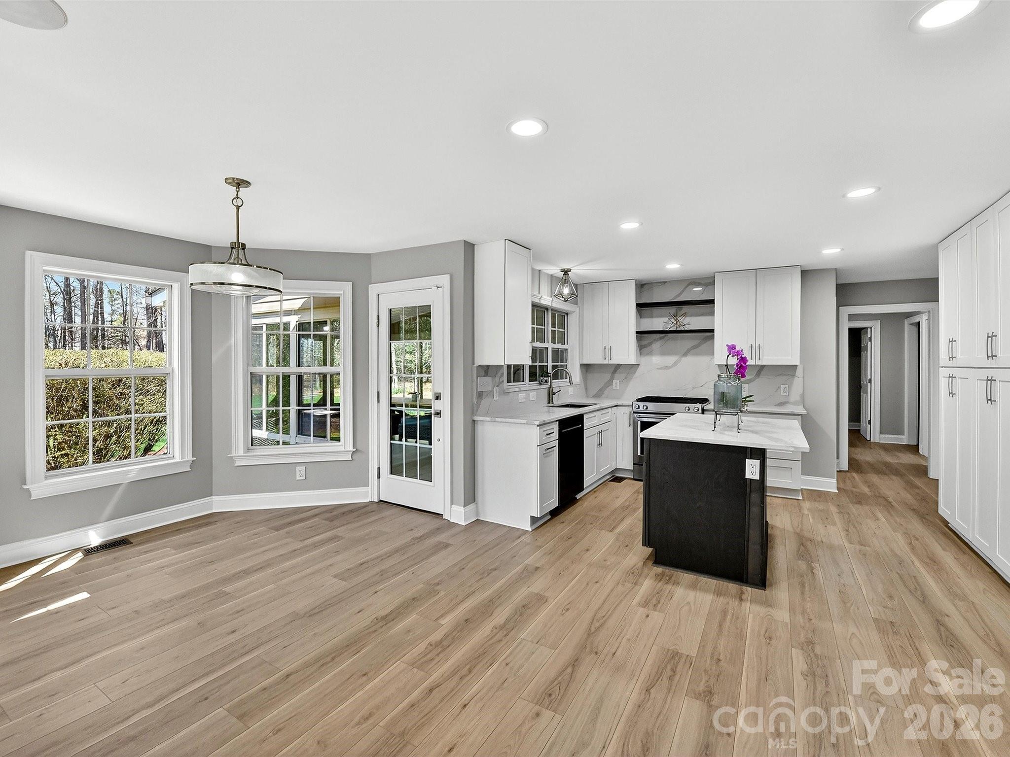 2597 Penngate Drive — Sherrills Ford