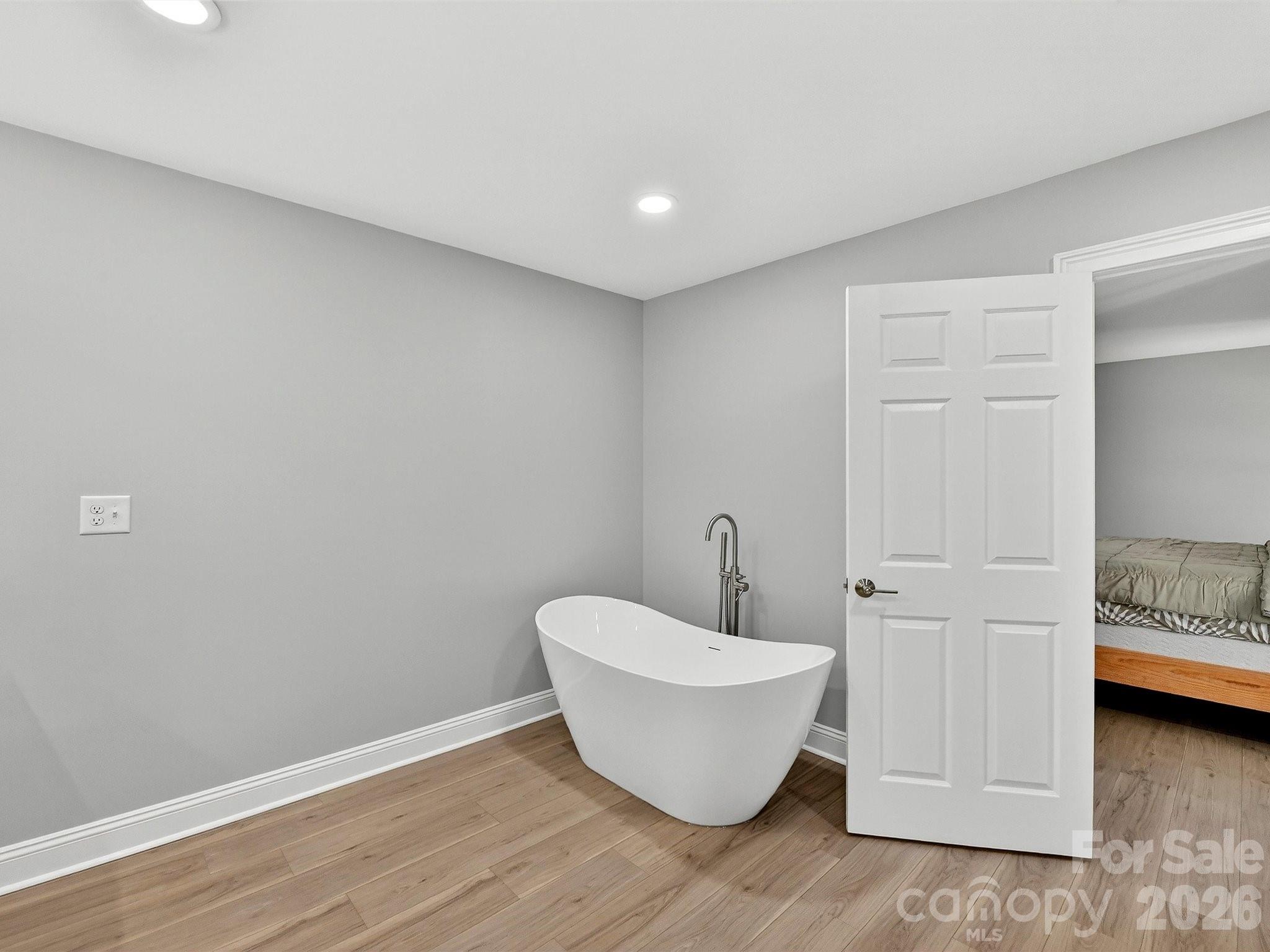 2597 Penngate Drive — Sherrills Ford