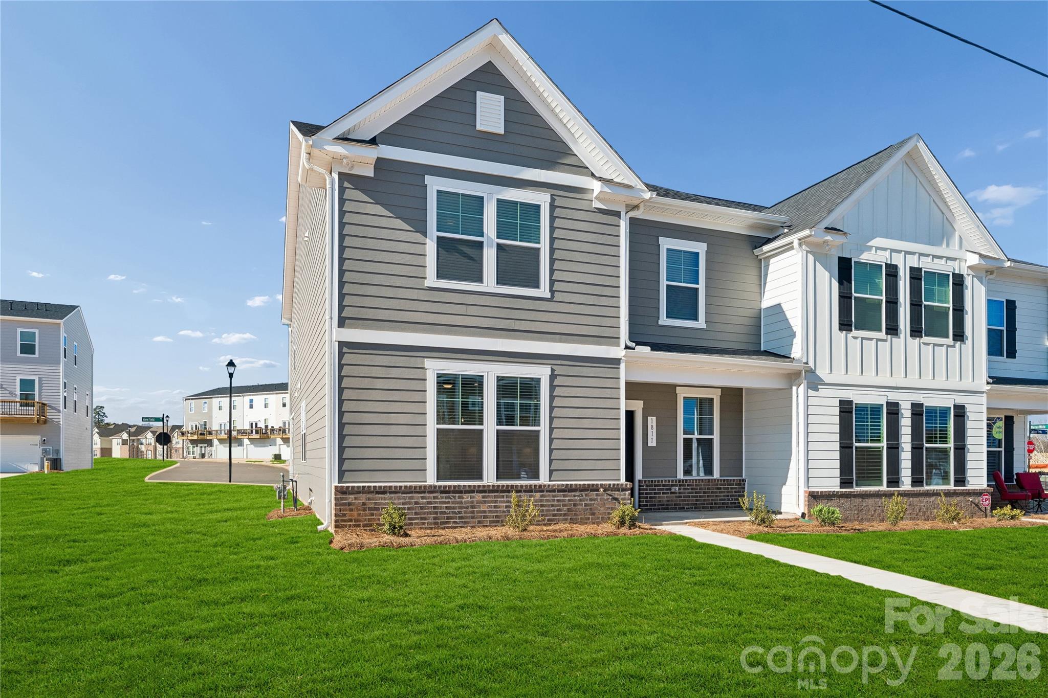 1831 Viewfield Road — Fort Mill