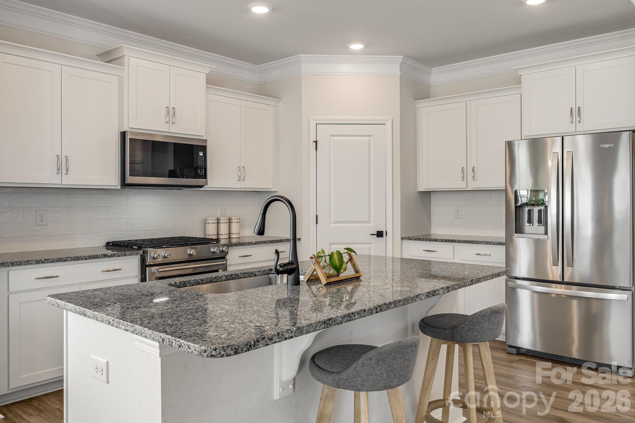 574 Fox Cove Road — Hendersonville