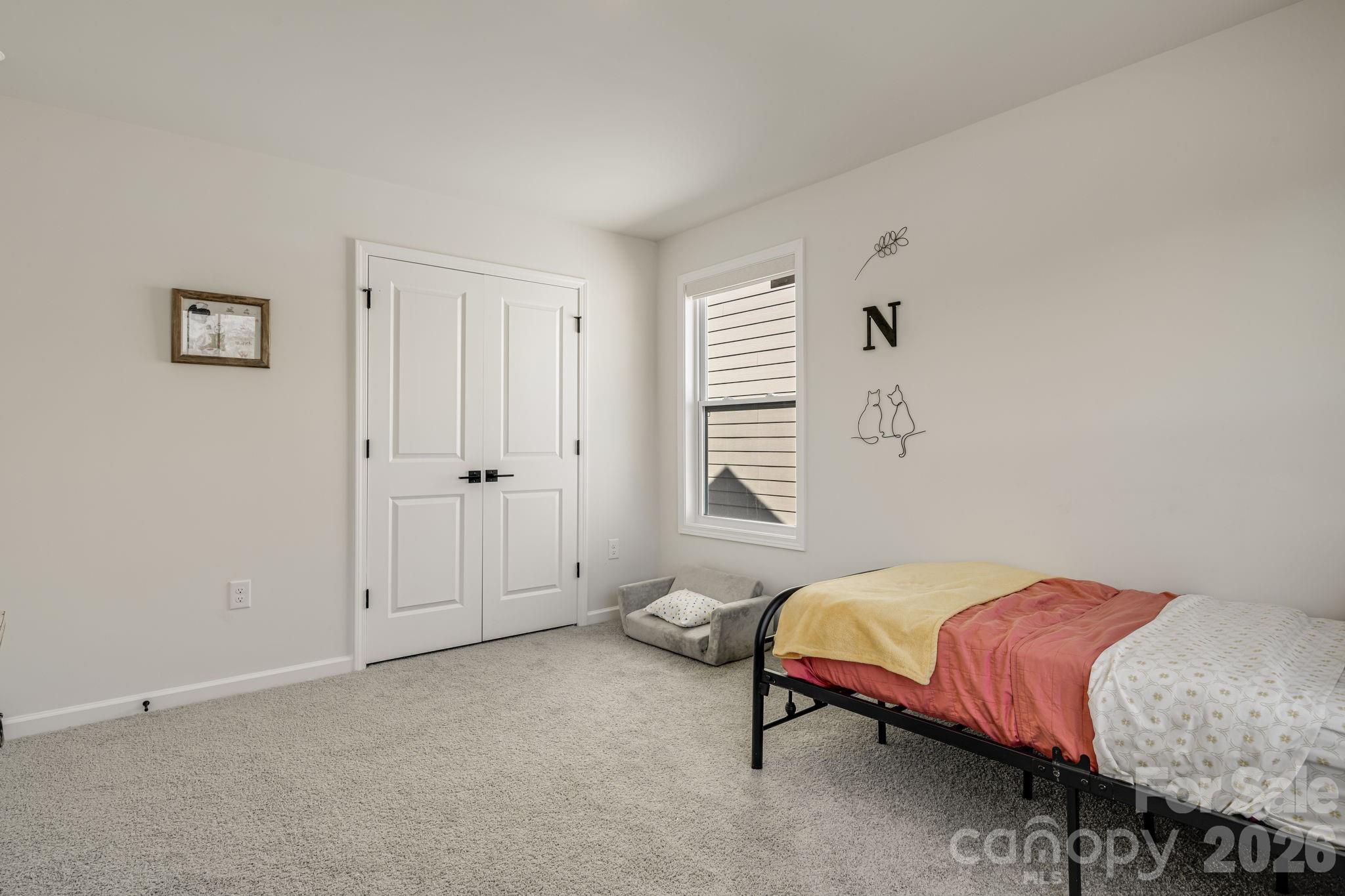 574 Fox Cove Road — Hendersonville