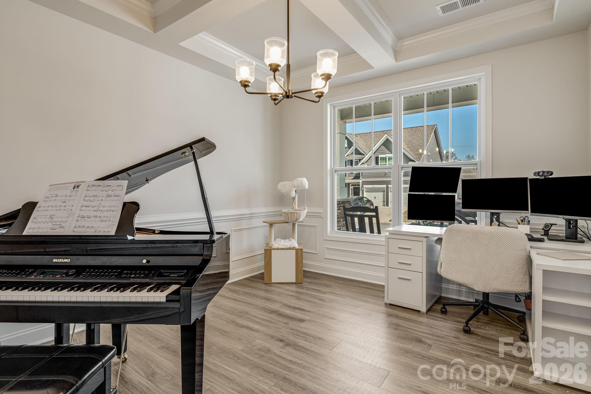 574 Fox Cove Road — Hendersonville
