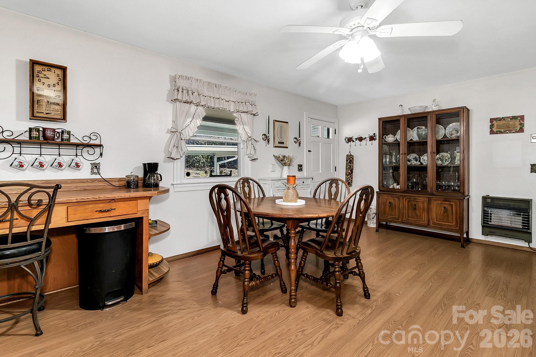 44 Tuttle Road — Hendersonville