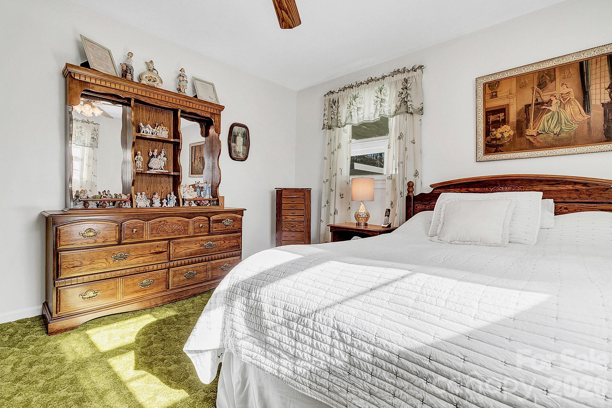 44 Tuttle Road — Hendersonville