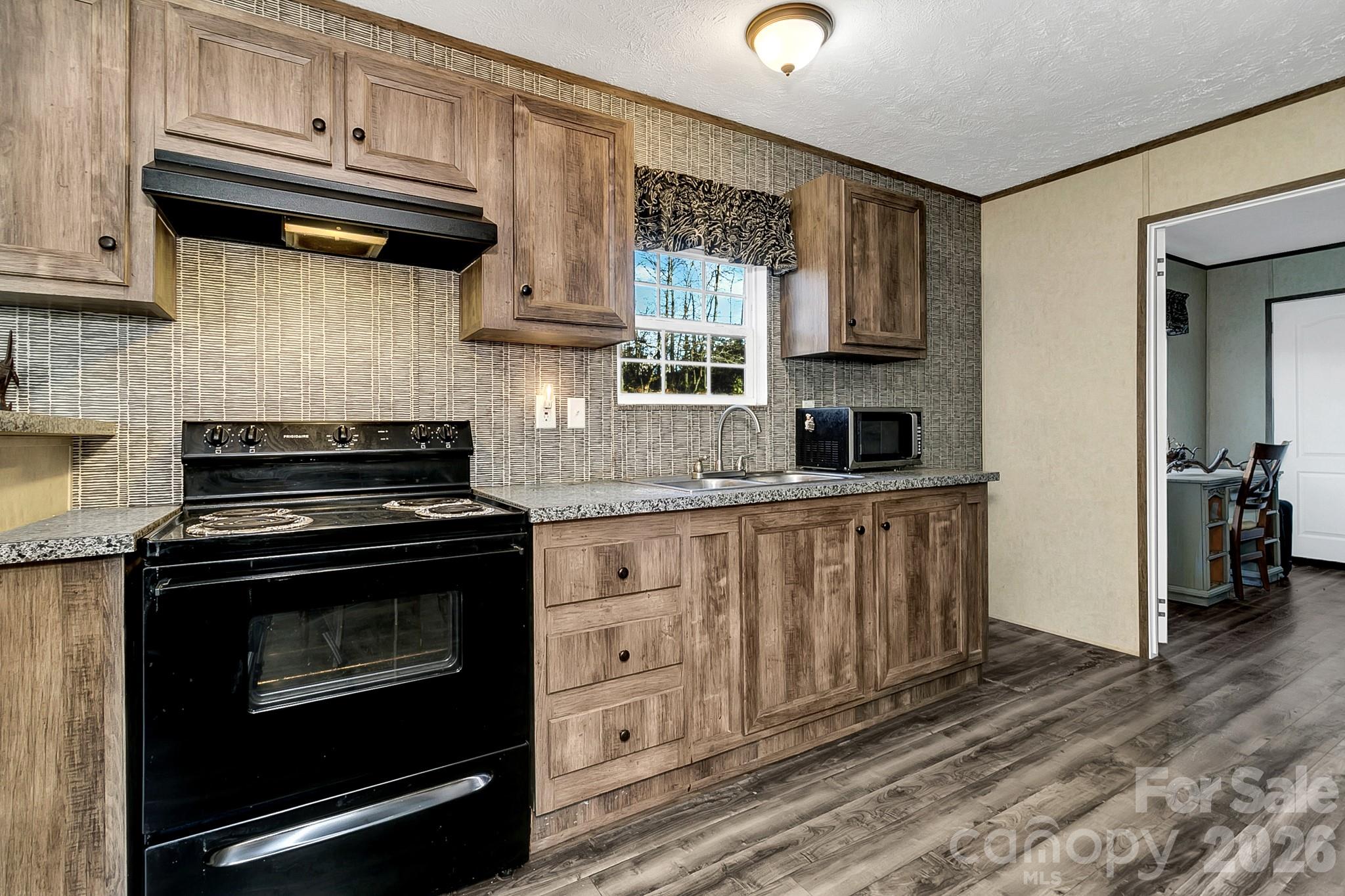 44 Tuttle Road — Hendersonville