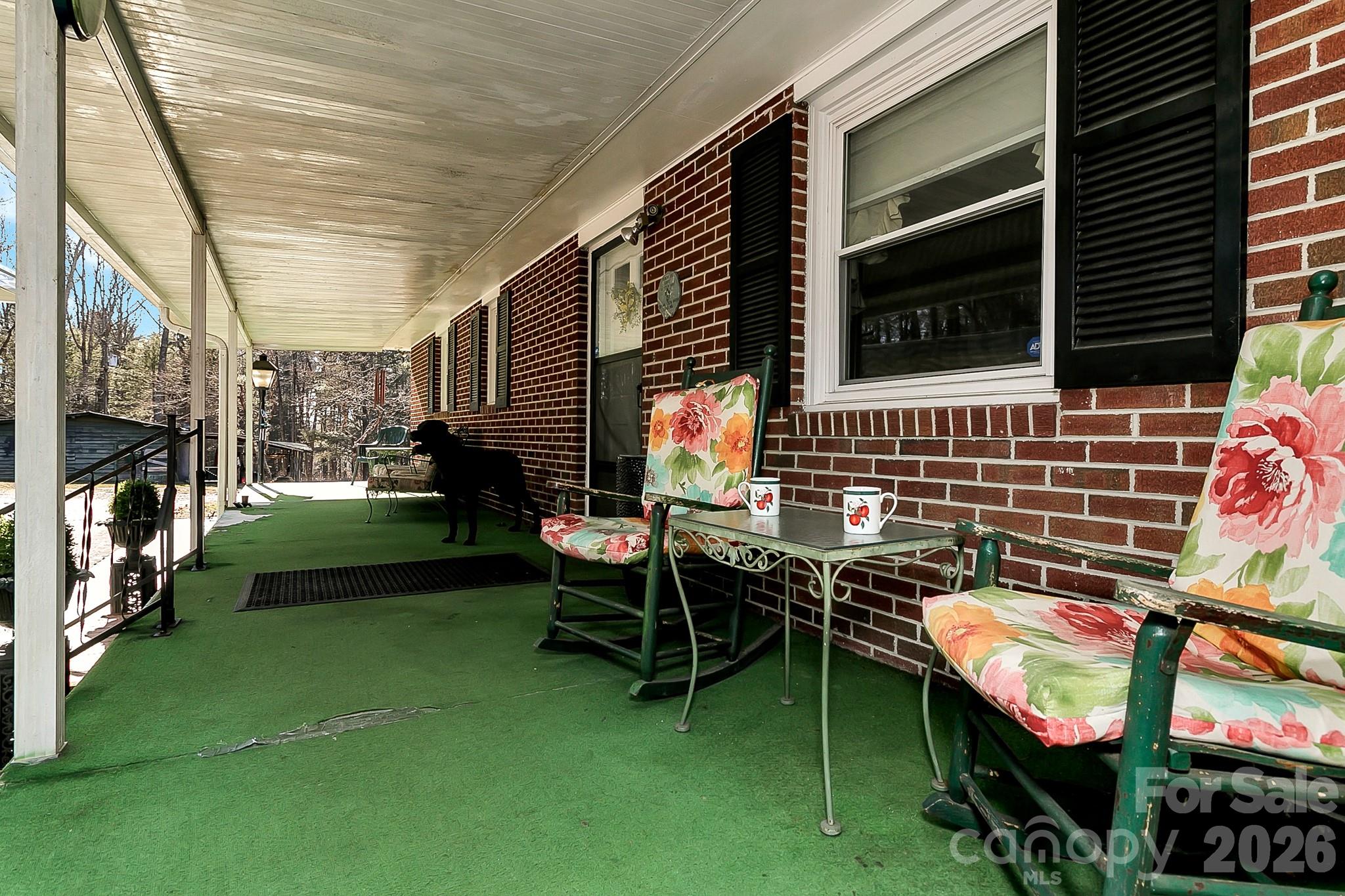 44 Tuttle Road — Hendersonville