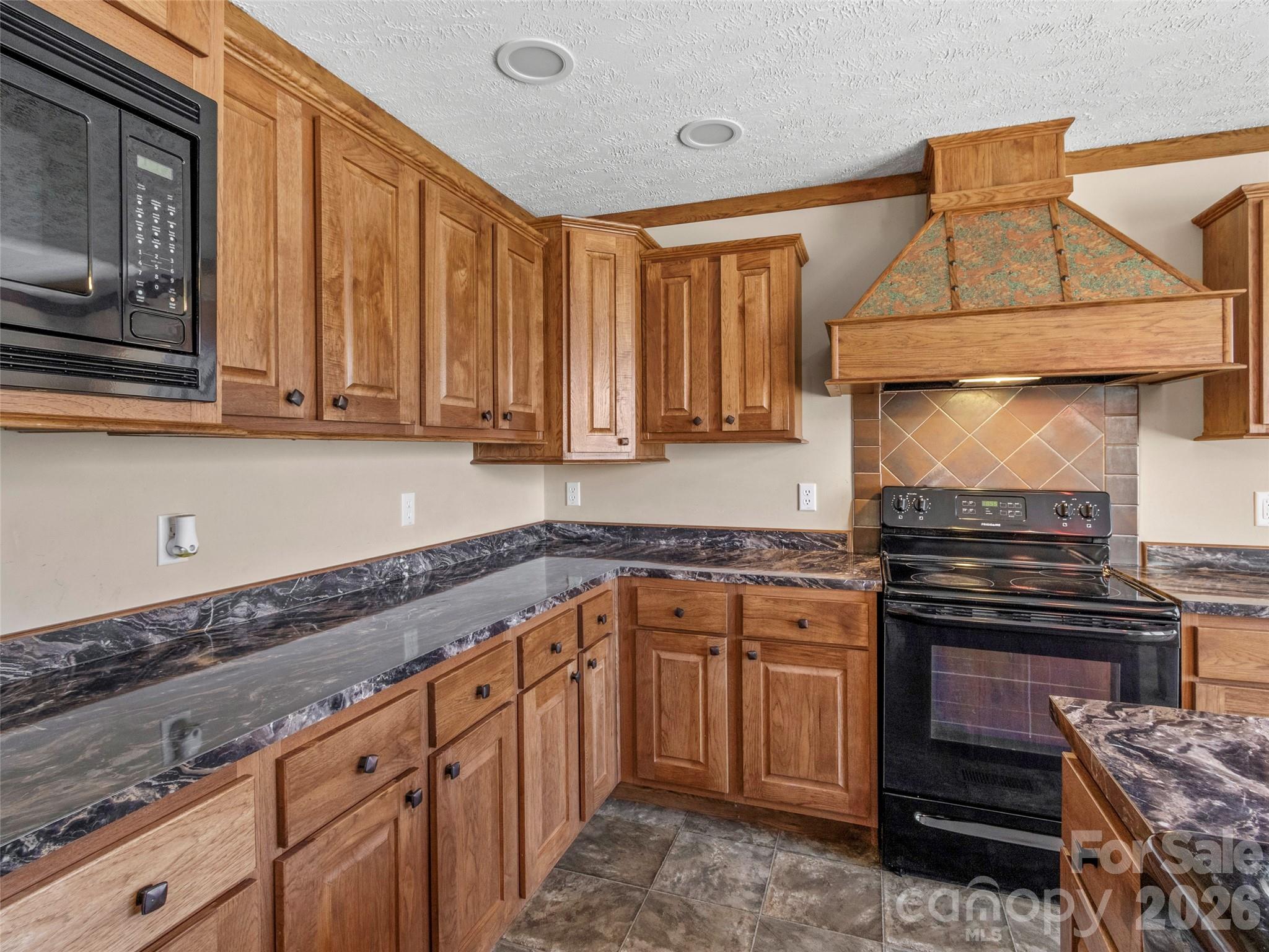 695 Johnson Farm Road — Canton