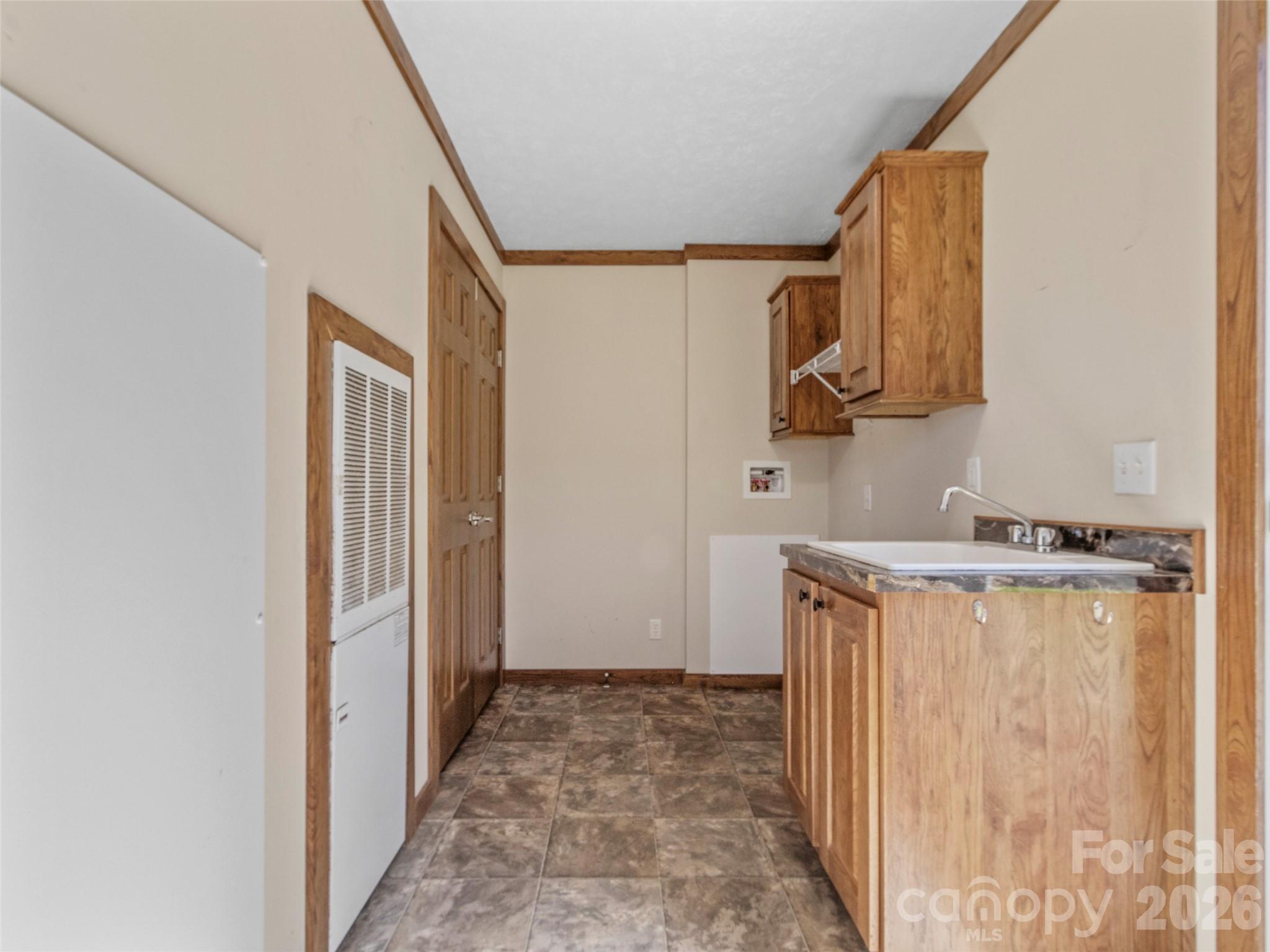 695 Johnson Farm Road — Canton