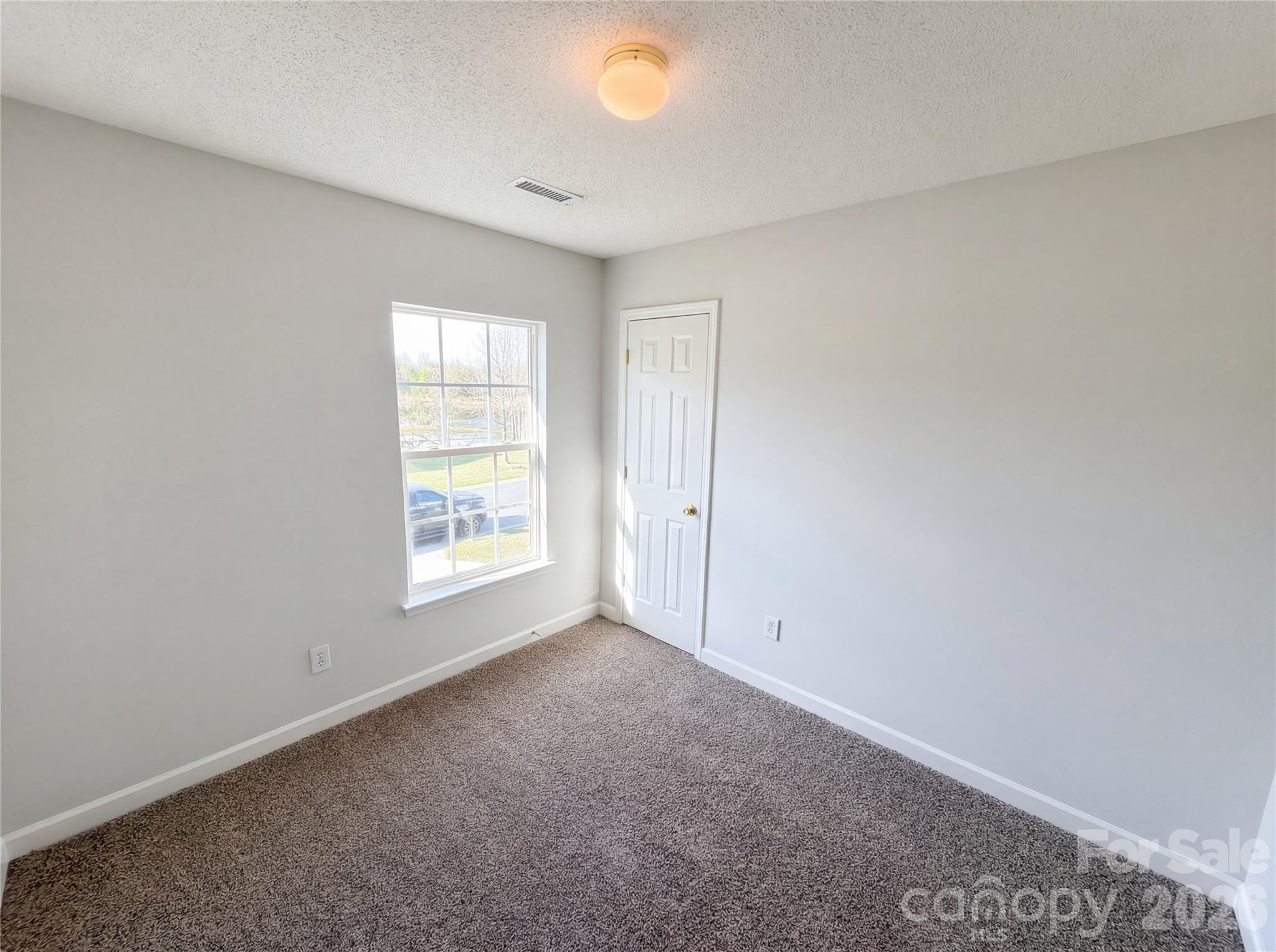 3461 E Fairmeadow Drive — Lancaster