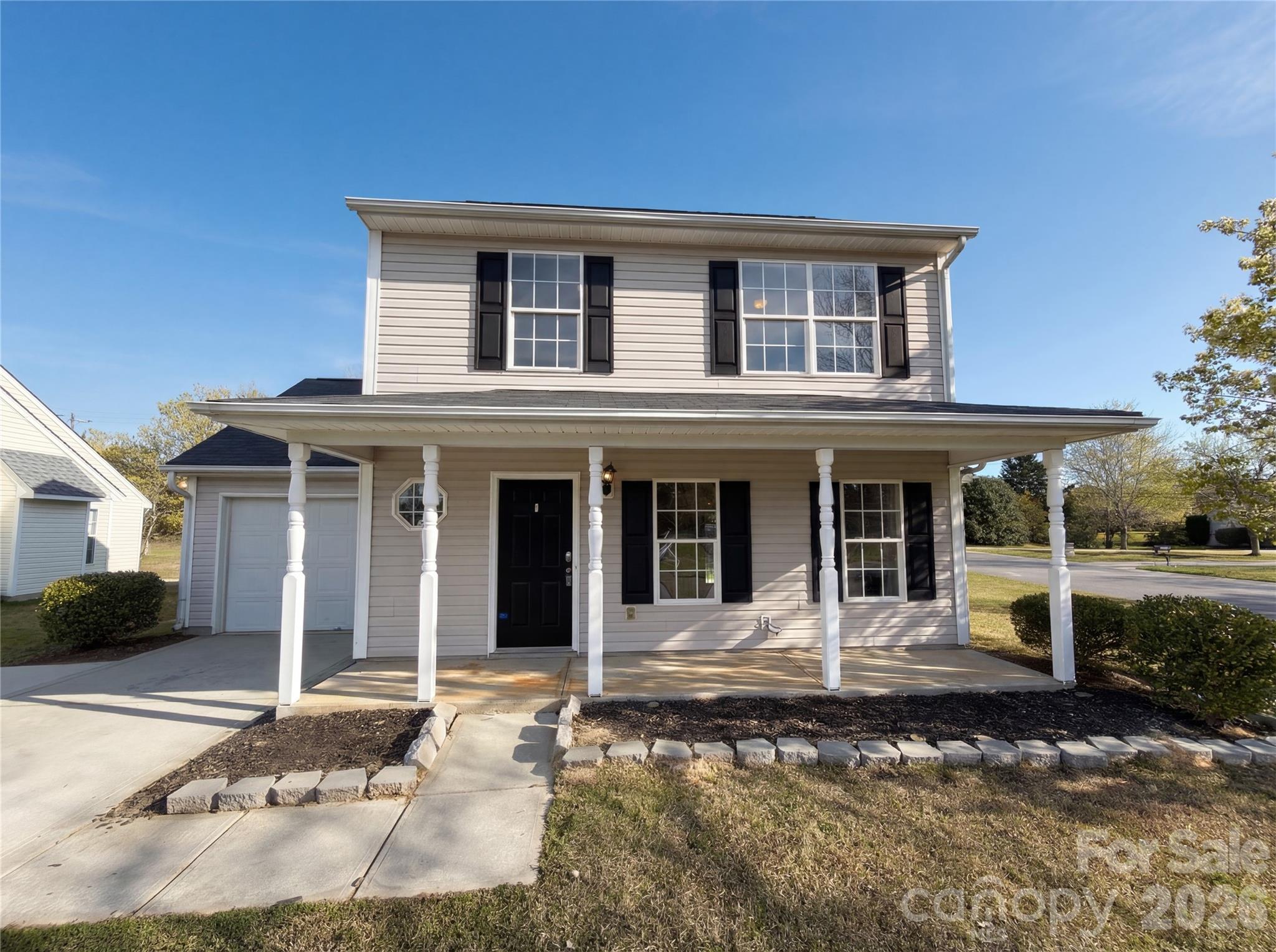 3461 E Fairmeadow Drive — Lancaster