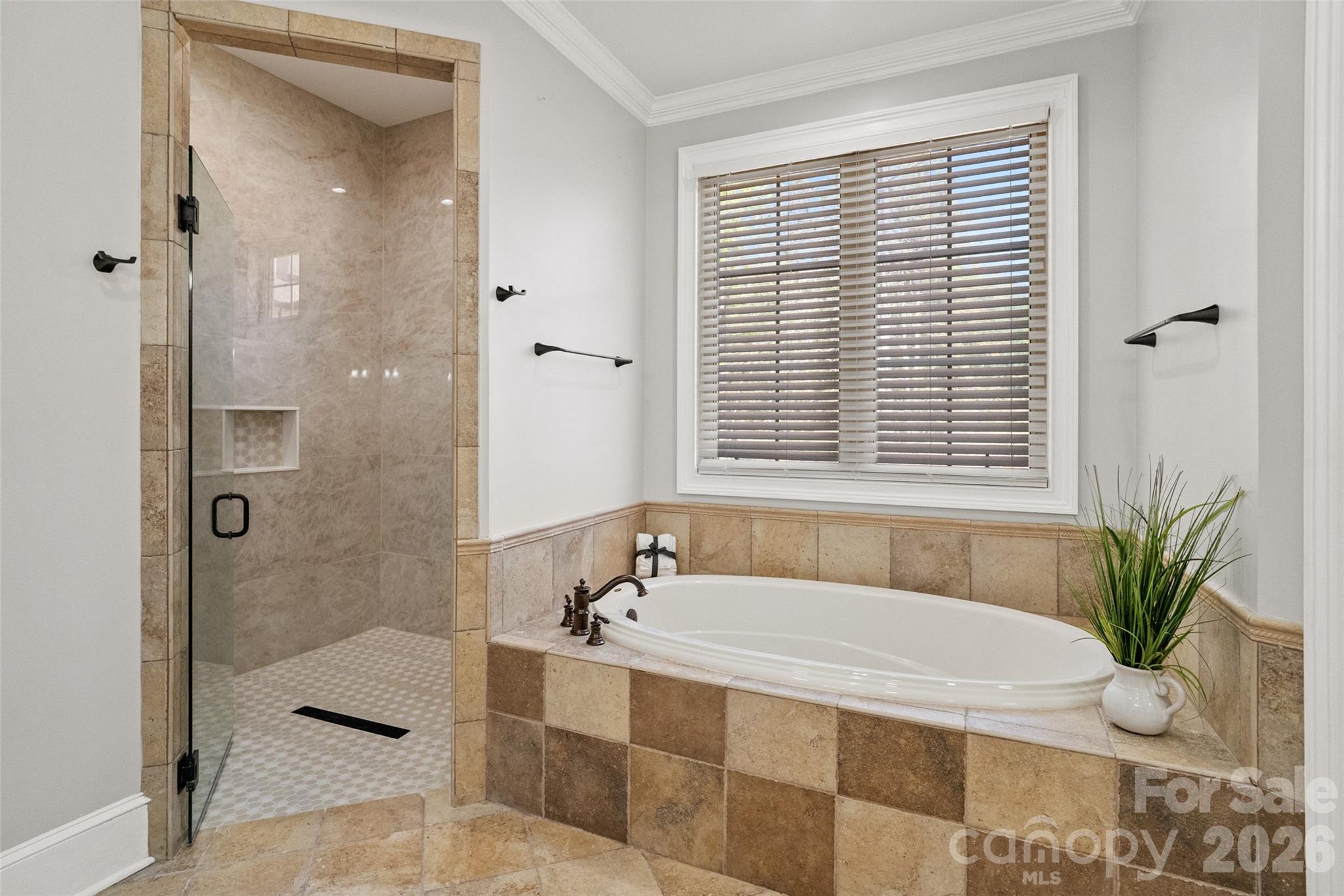 5180 Mill Race Lane — Lancaster