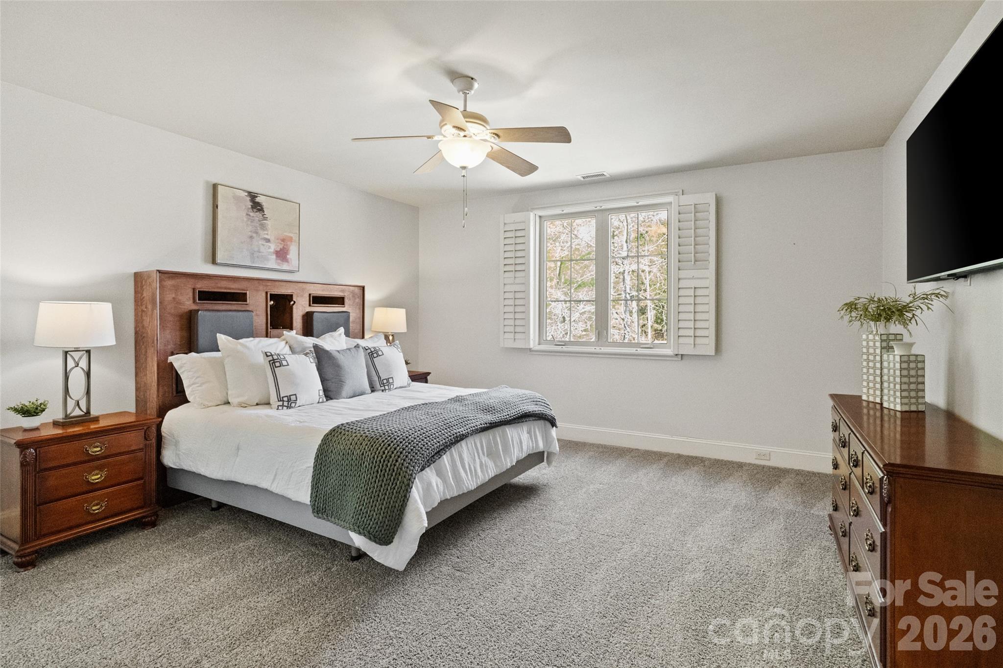 5180 Mill Race Lane — Lancaster