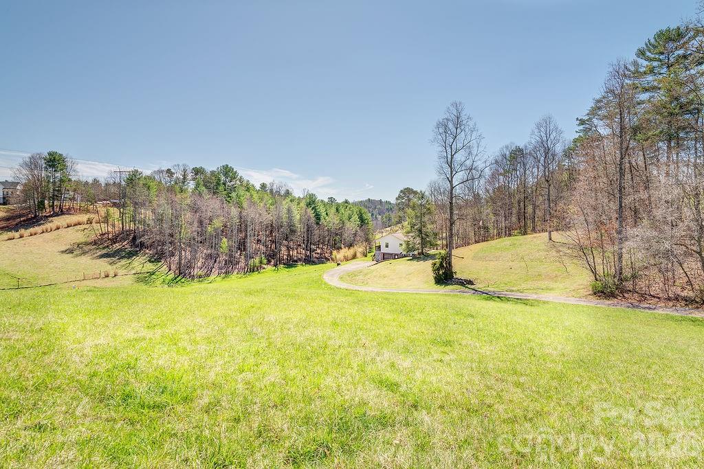 216 Pickens Road — Weaverville