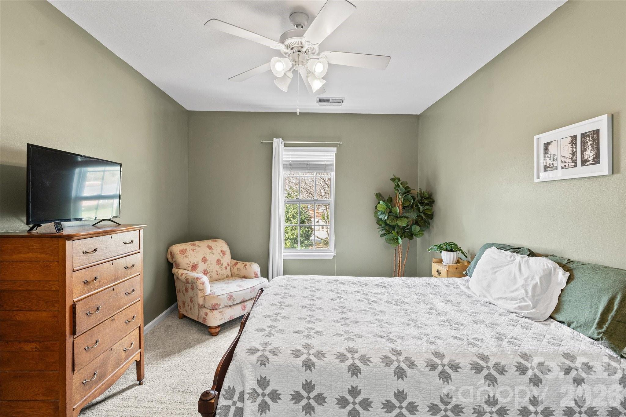 233 Appeldoorn Circle — Asheville