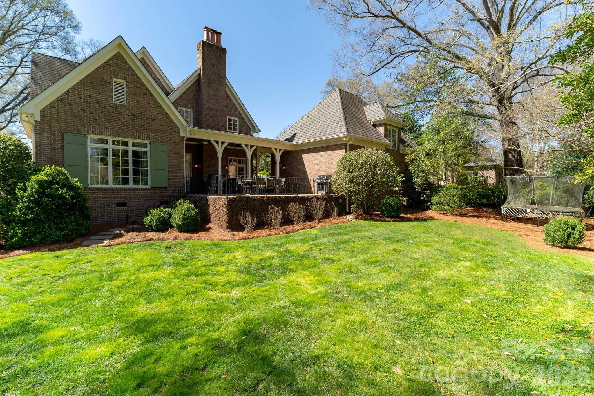 2837 Forest Drive — Charlotte