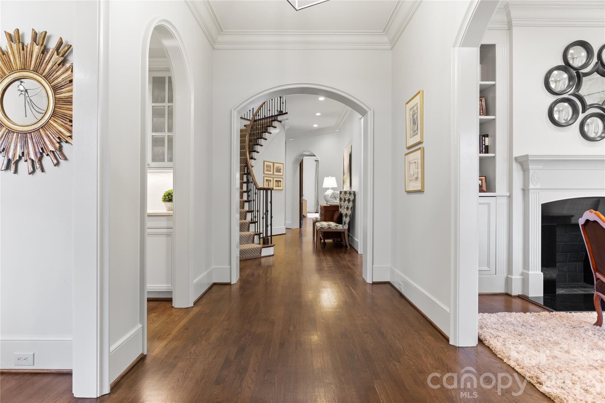 2837 Forest Drive — Charlotte