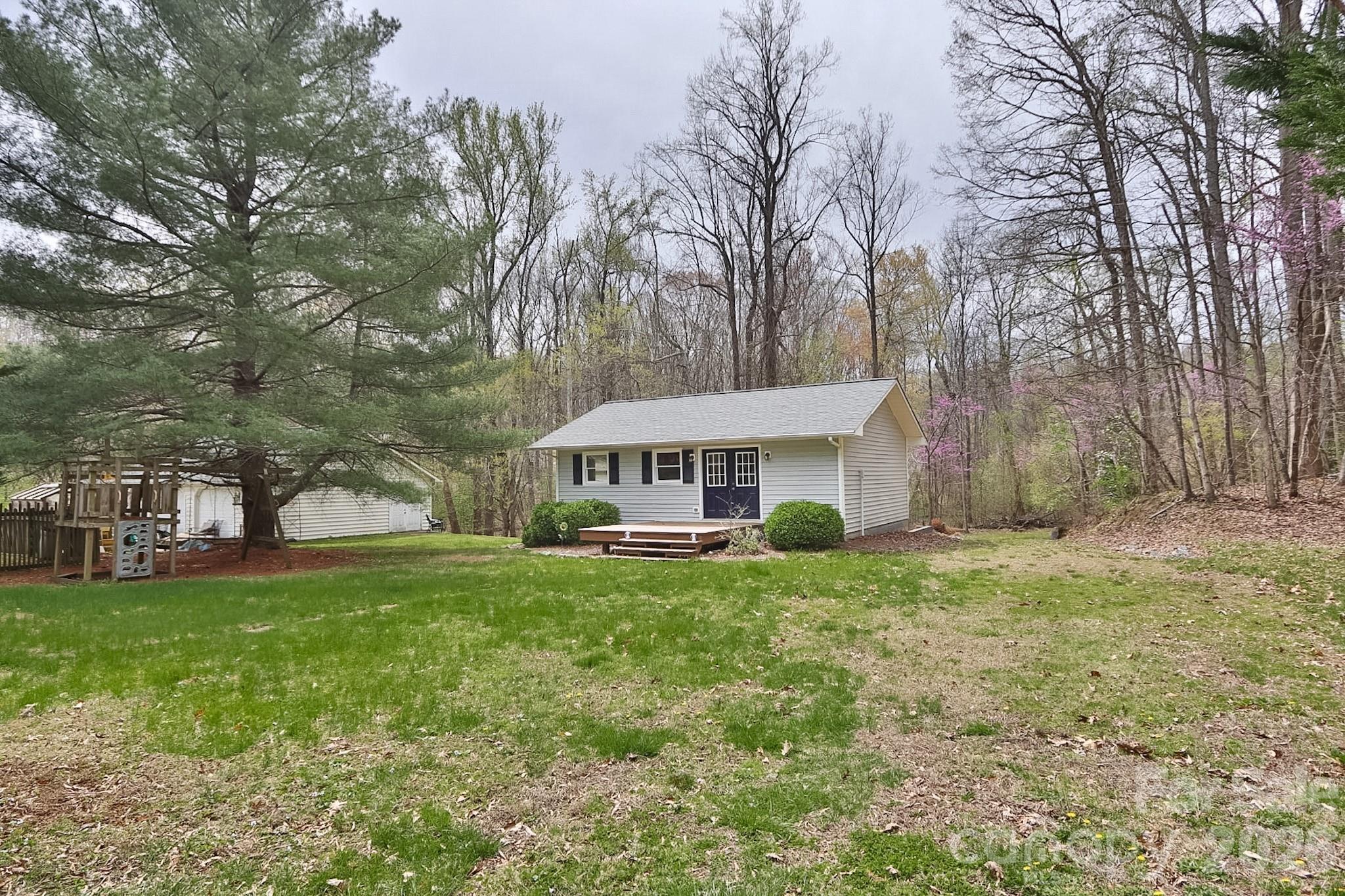 419 Cypress Drive — Reidsville