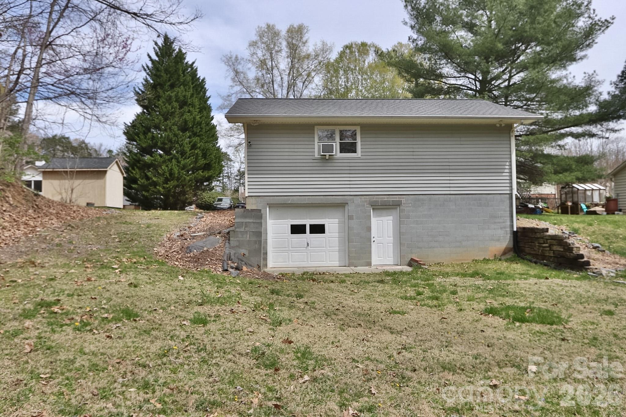 419 Cypress Drive — Reidsville
