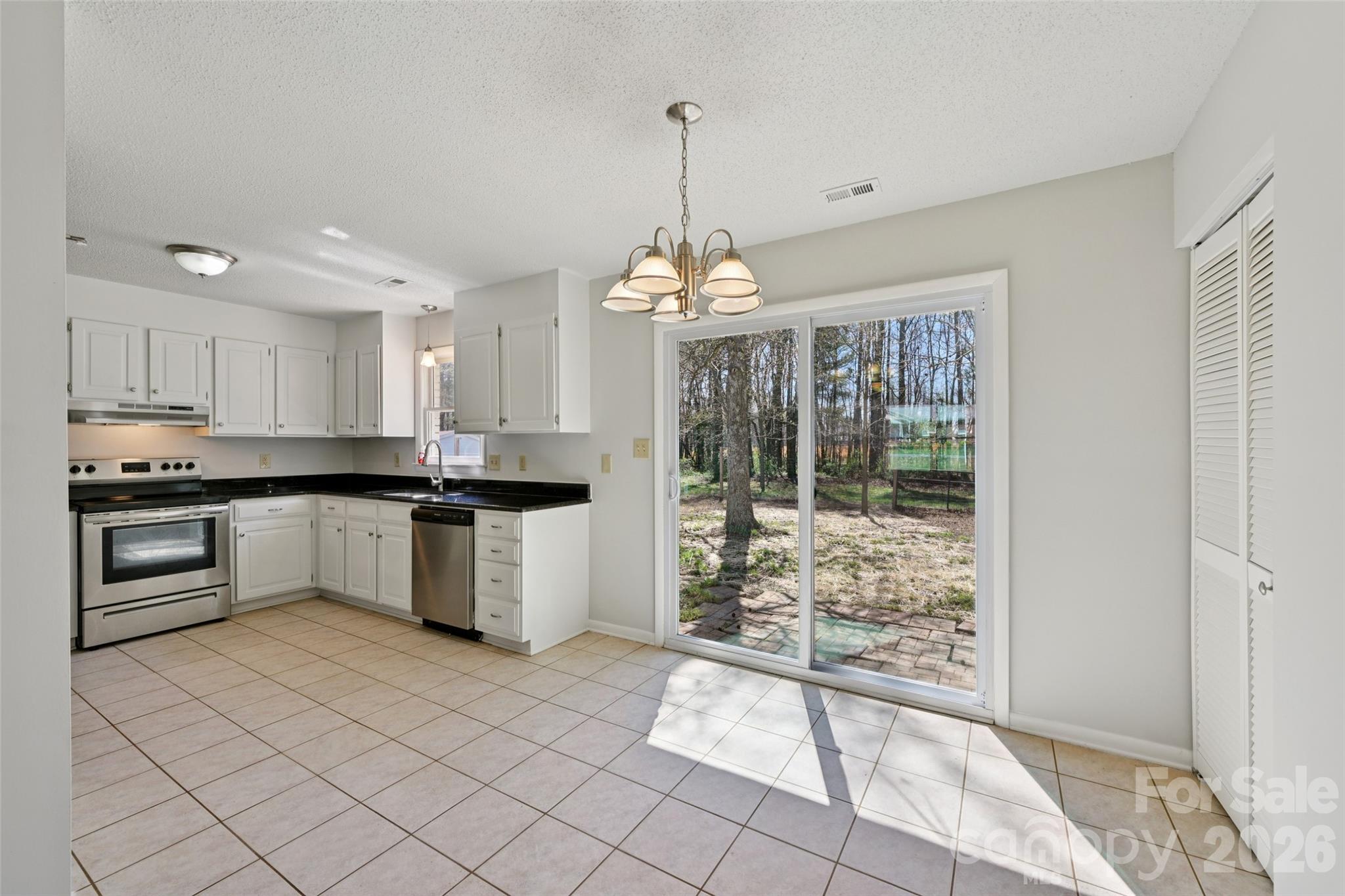 115 S Withrow Drive — Shelby
