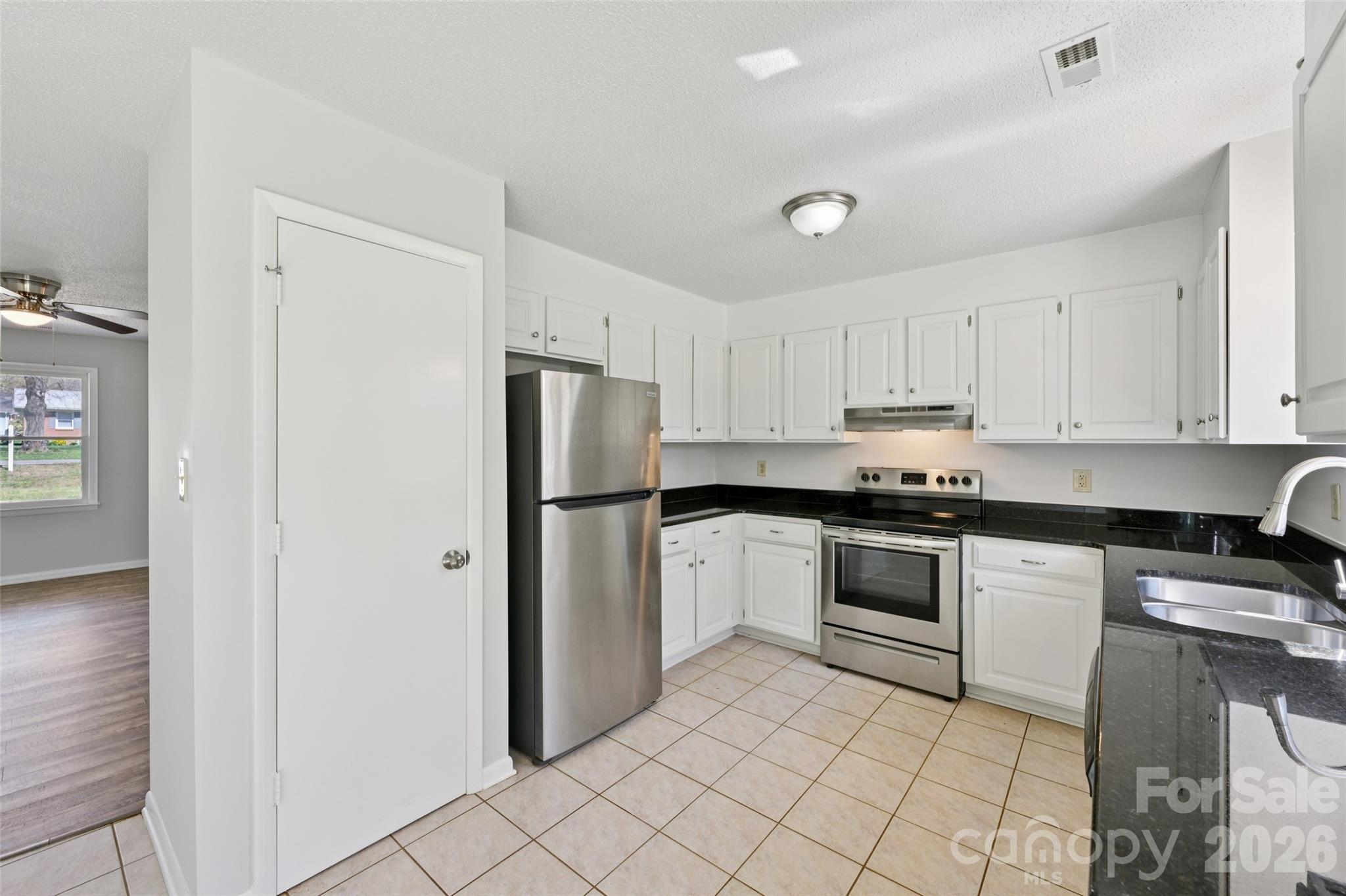 115 S Withrow Drive — Shelby