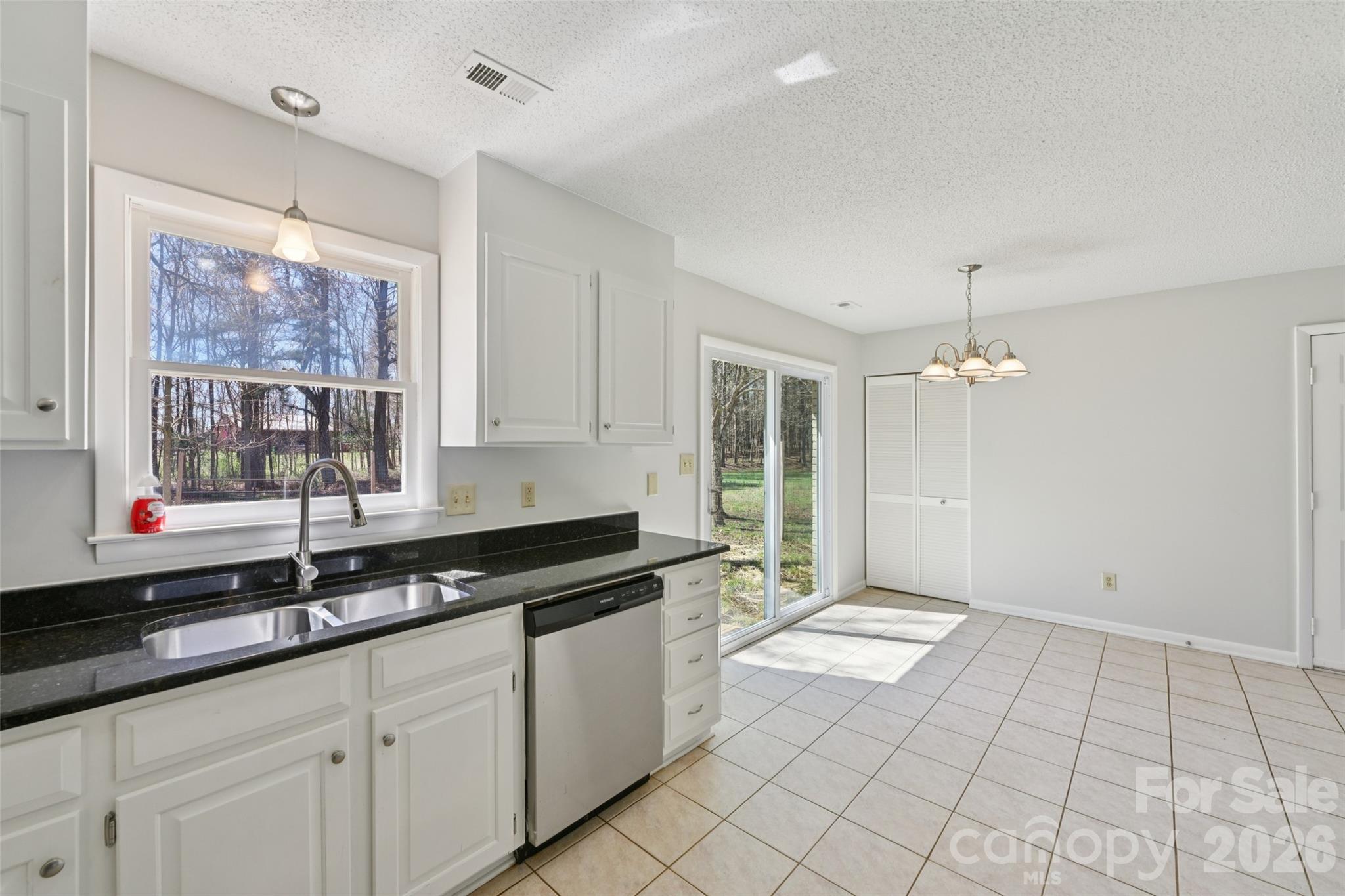 115 S Withrow Drive — Shelby