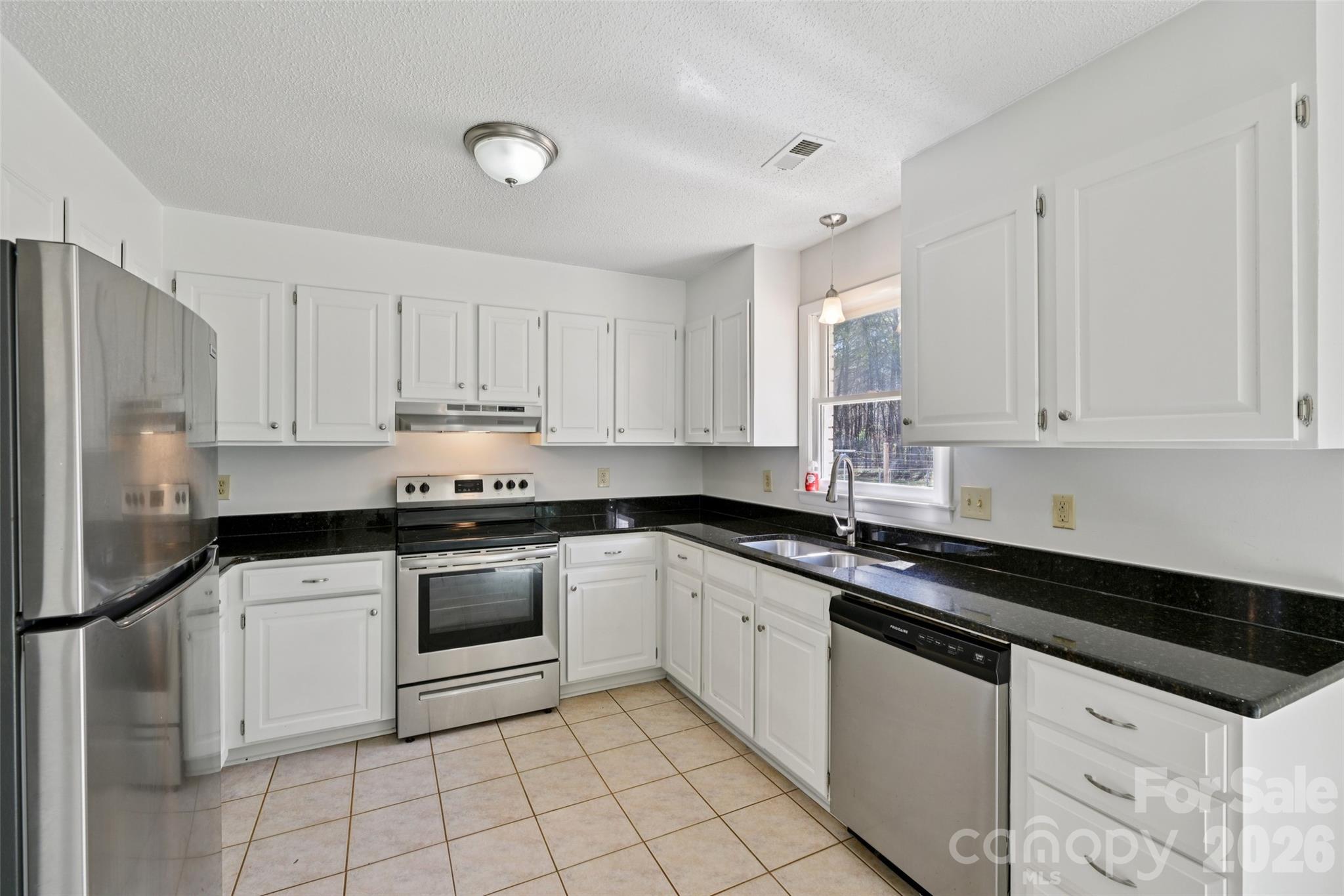 115 S Withrow Drive — Shelby