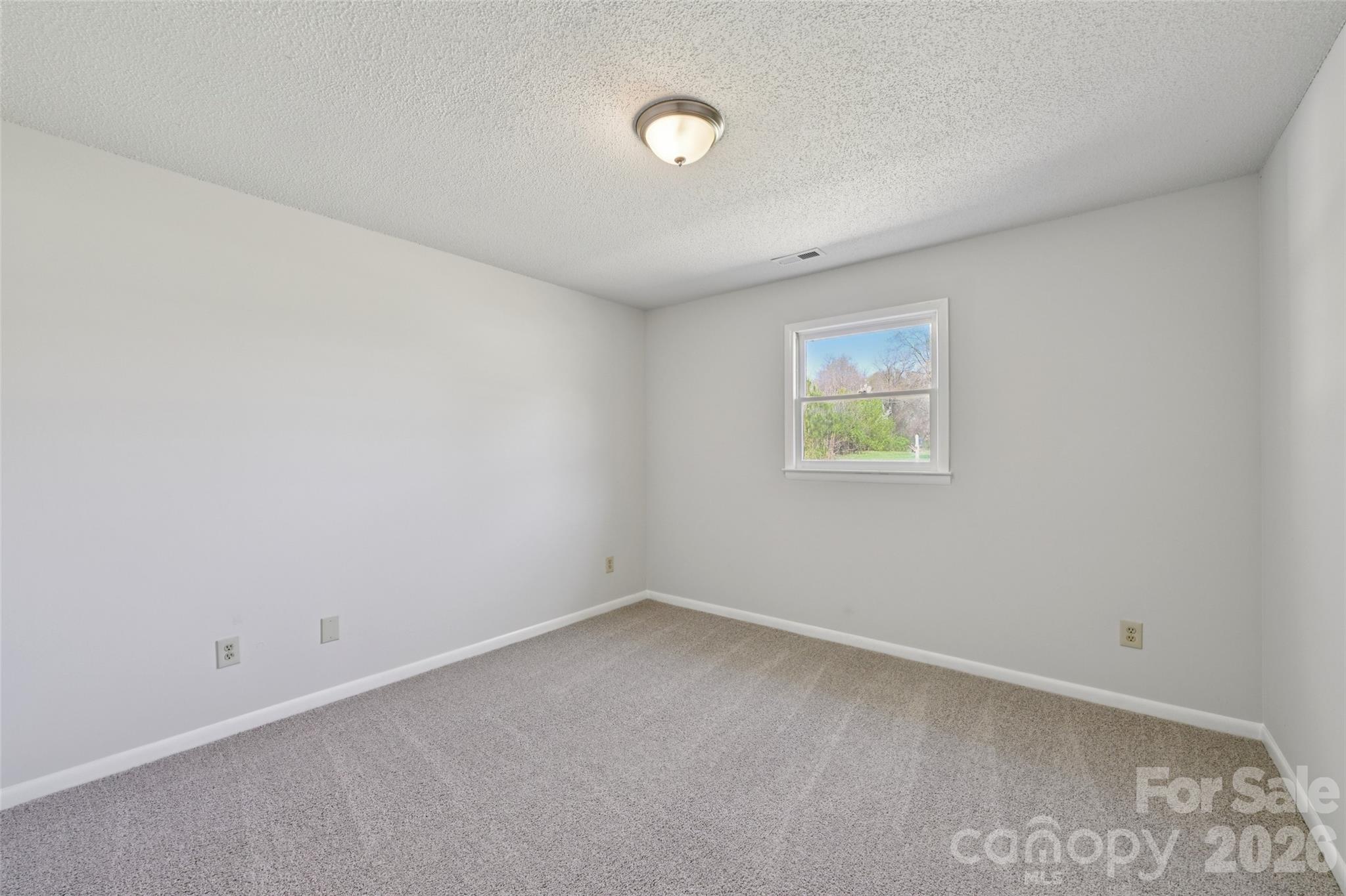 115 S Withrow Drive — Shelby