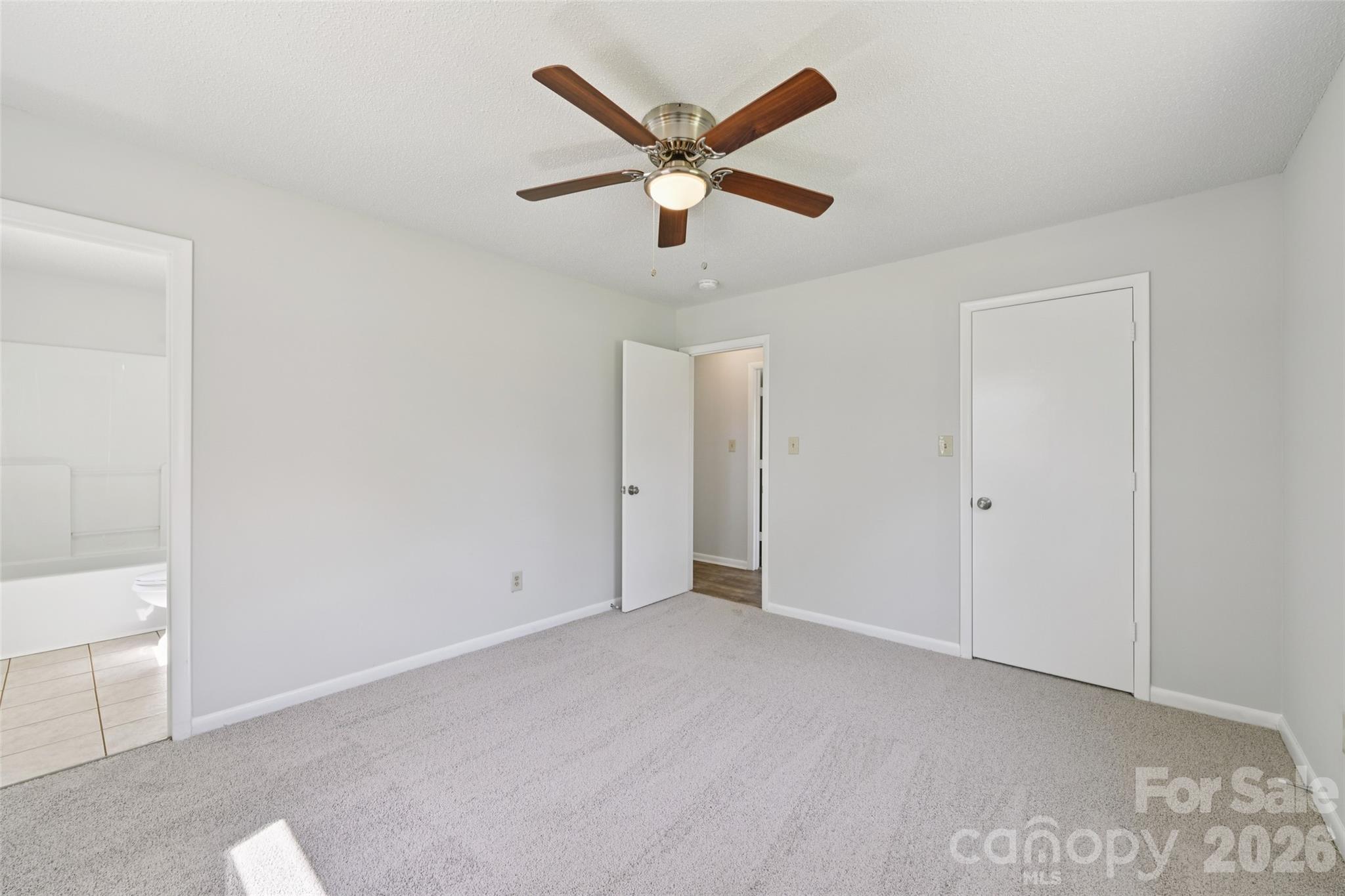 115 S Withrow Drive — Shelby