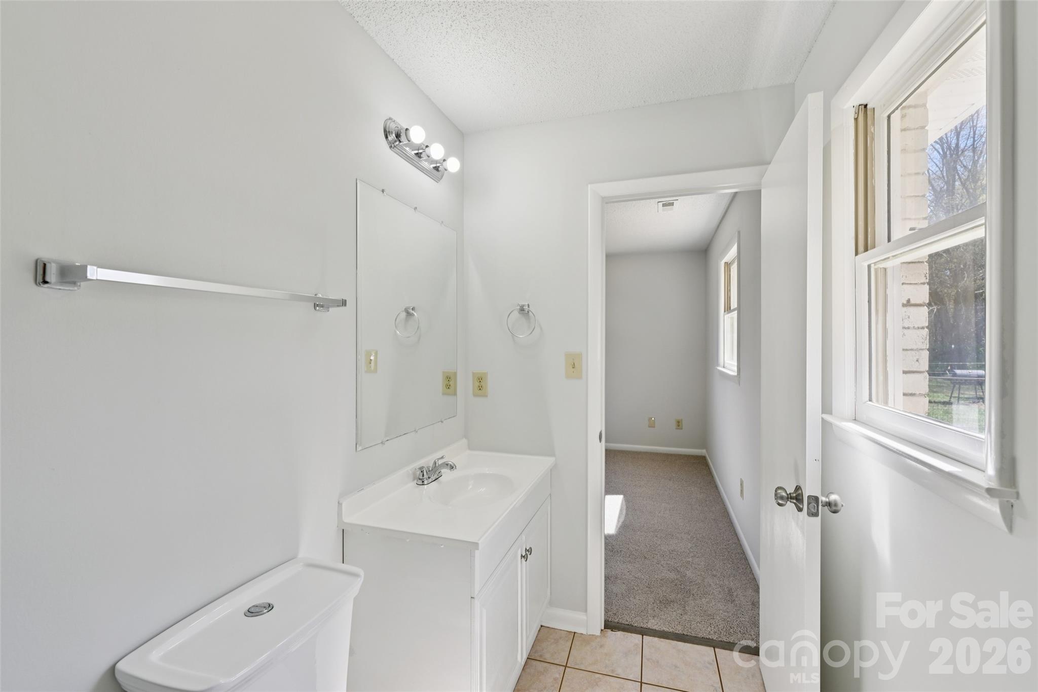 115 S Withrow Drive — Shelby