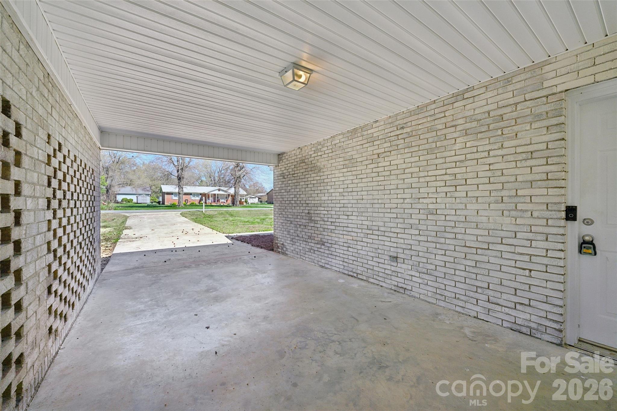 115 S Withrow Drive — Shelby