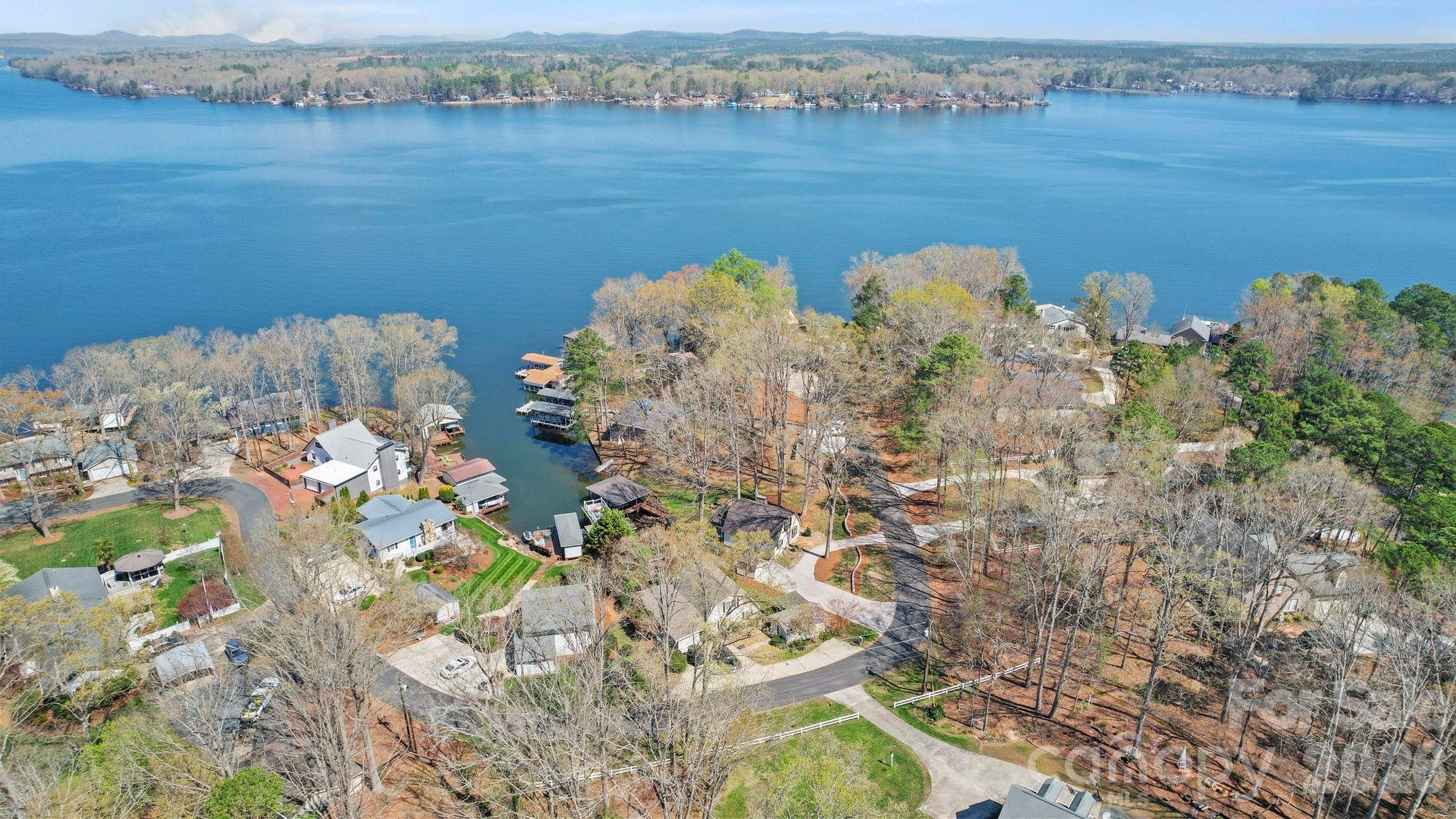 10773 Willow Oak Road — Norwood