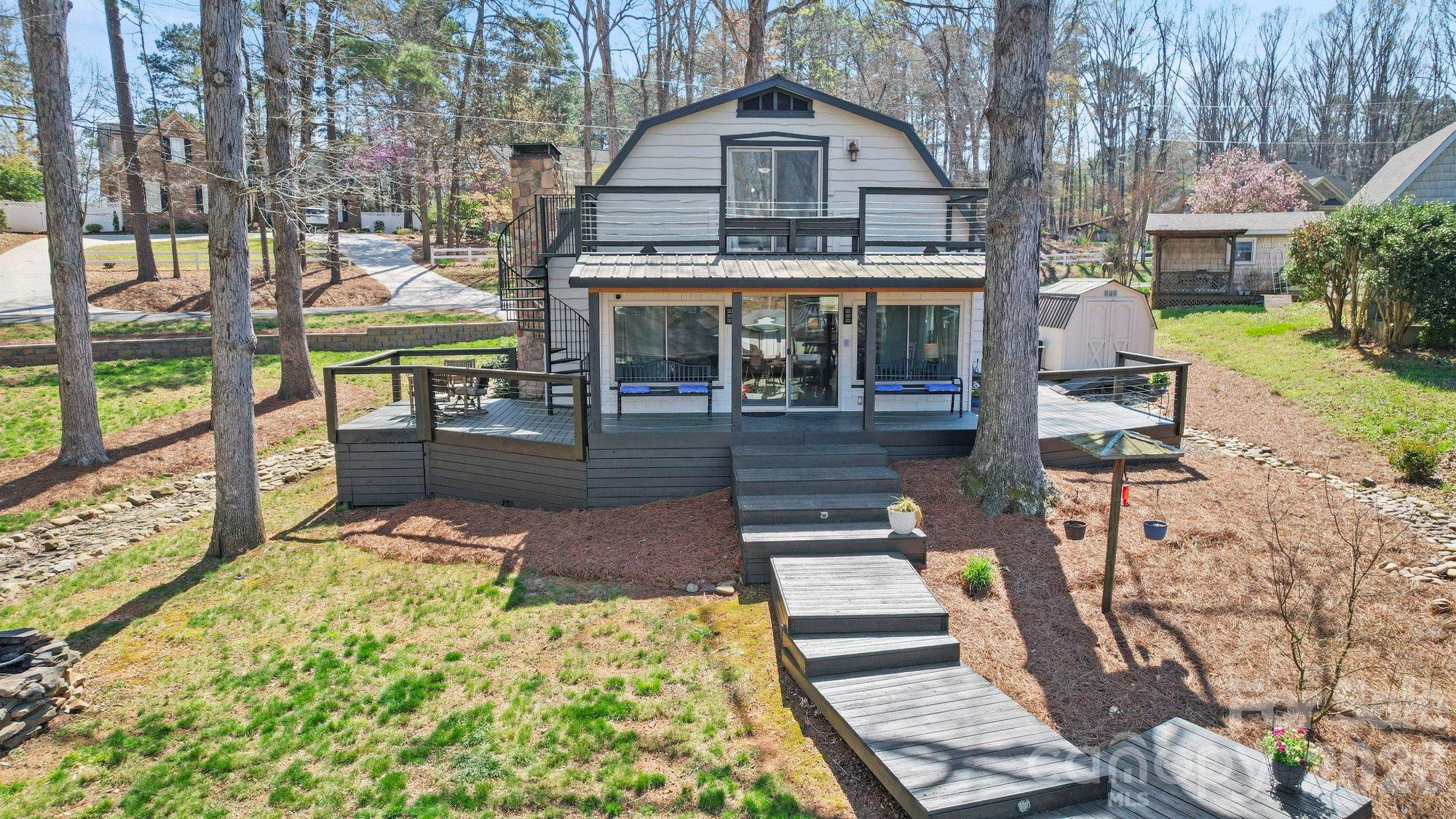 10773 Willow Oak Road — Norwood