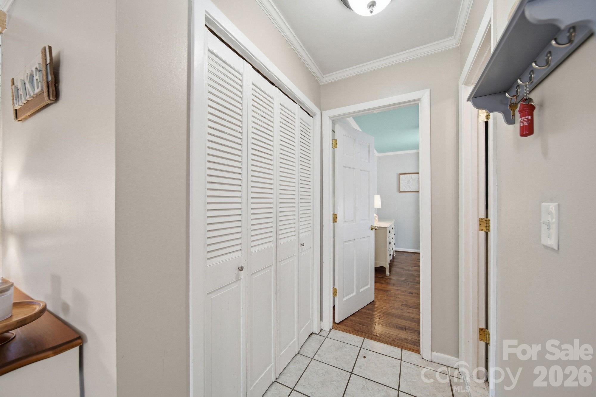10773 Willow Oak Road — Norwood