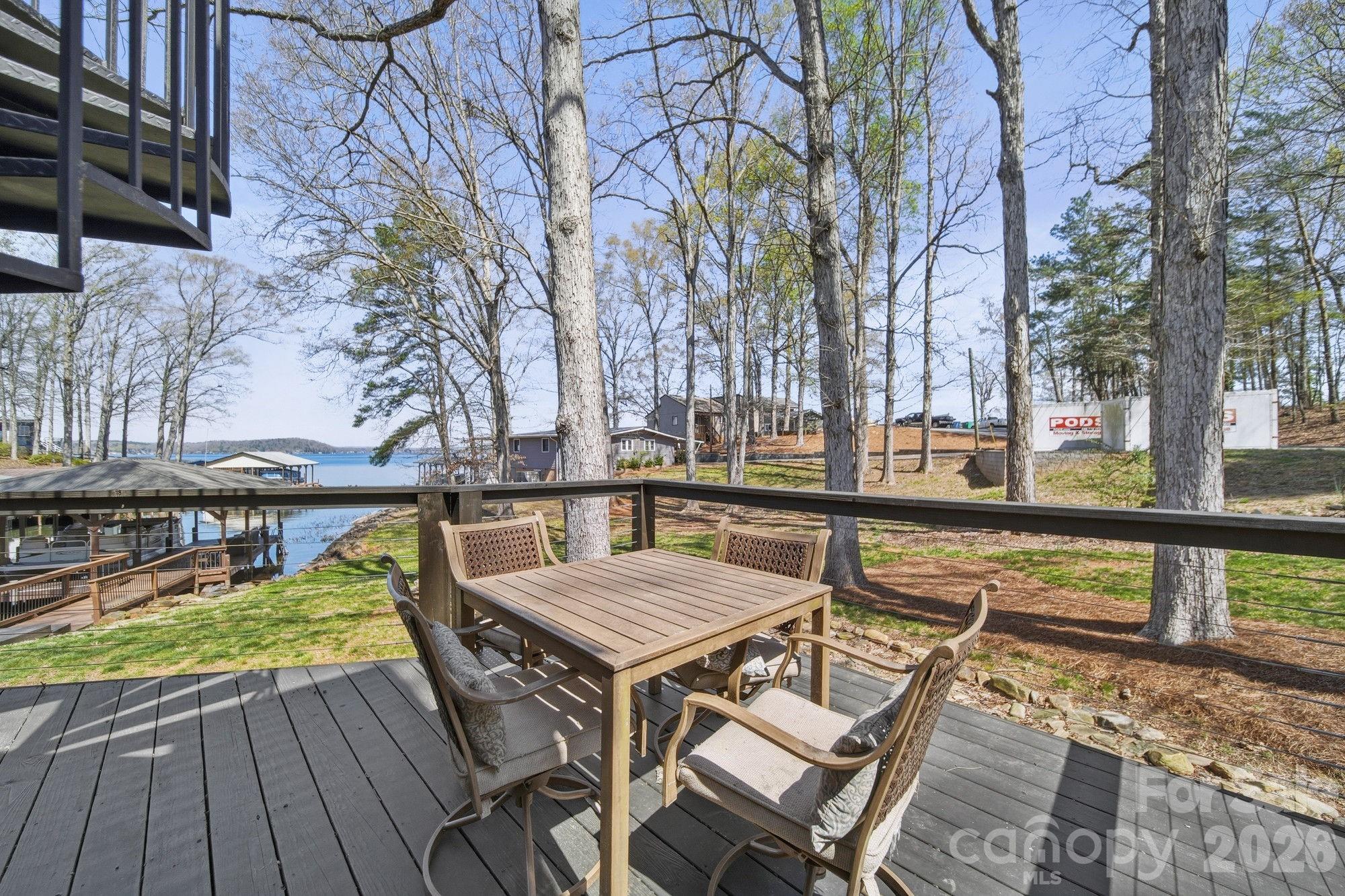 10773 Willow Oak Road — Norwood