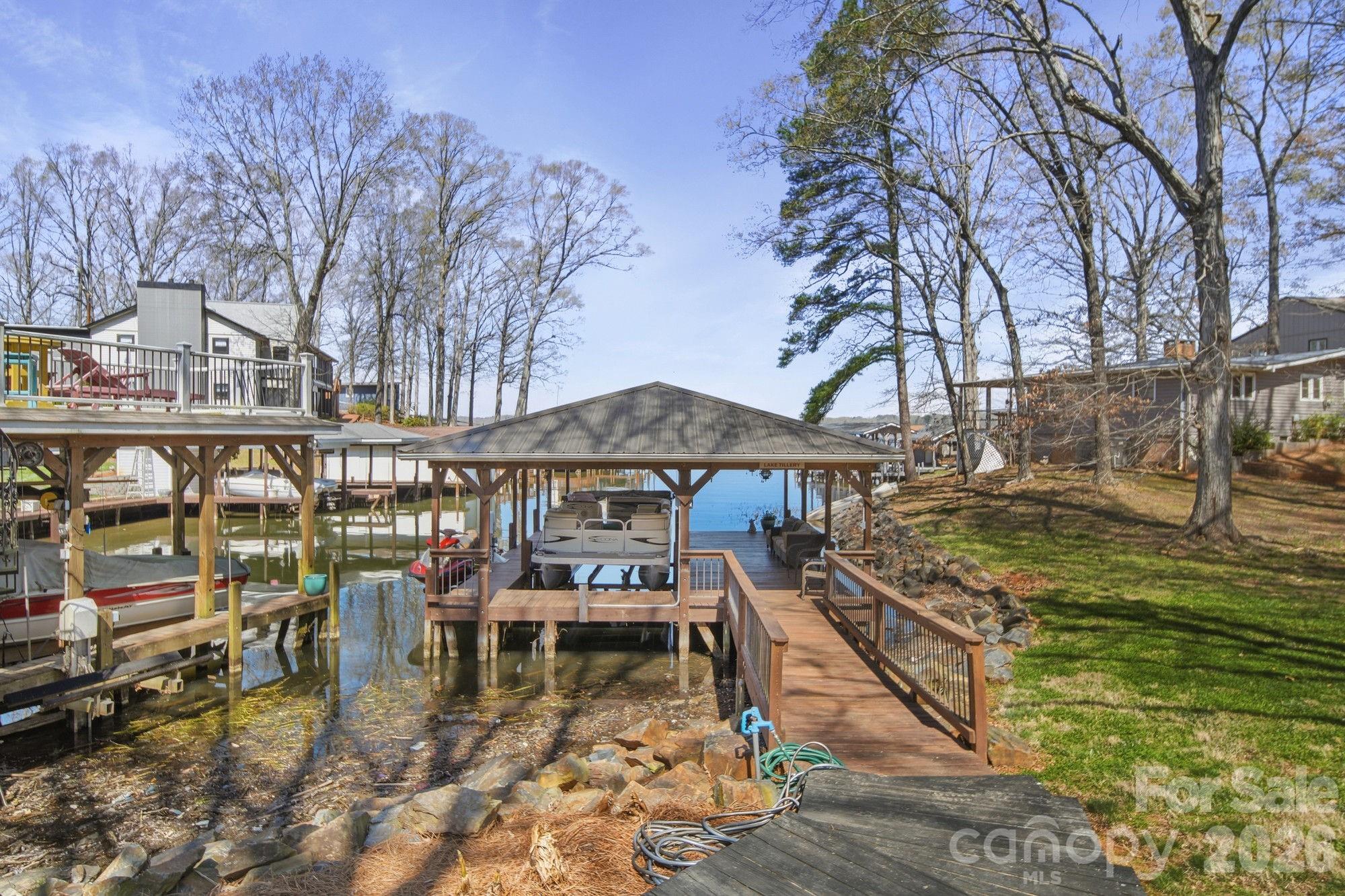 10773 Willow Oak Road — Norwood