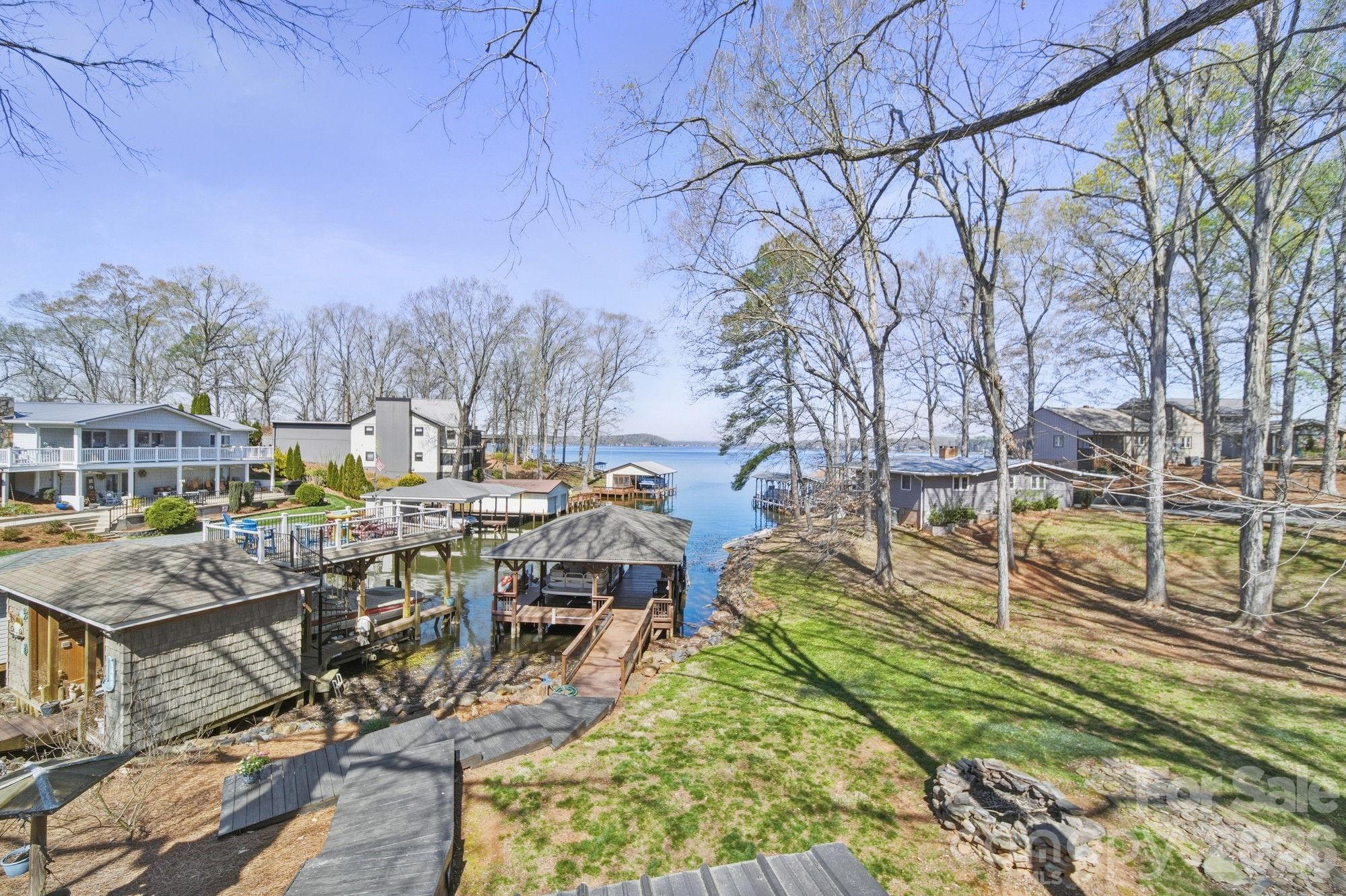10773 Willow Oak Road — Norwood