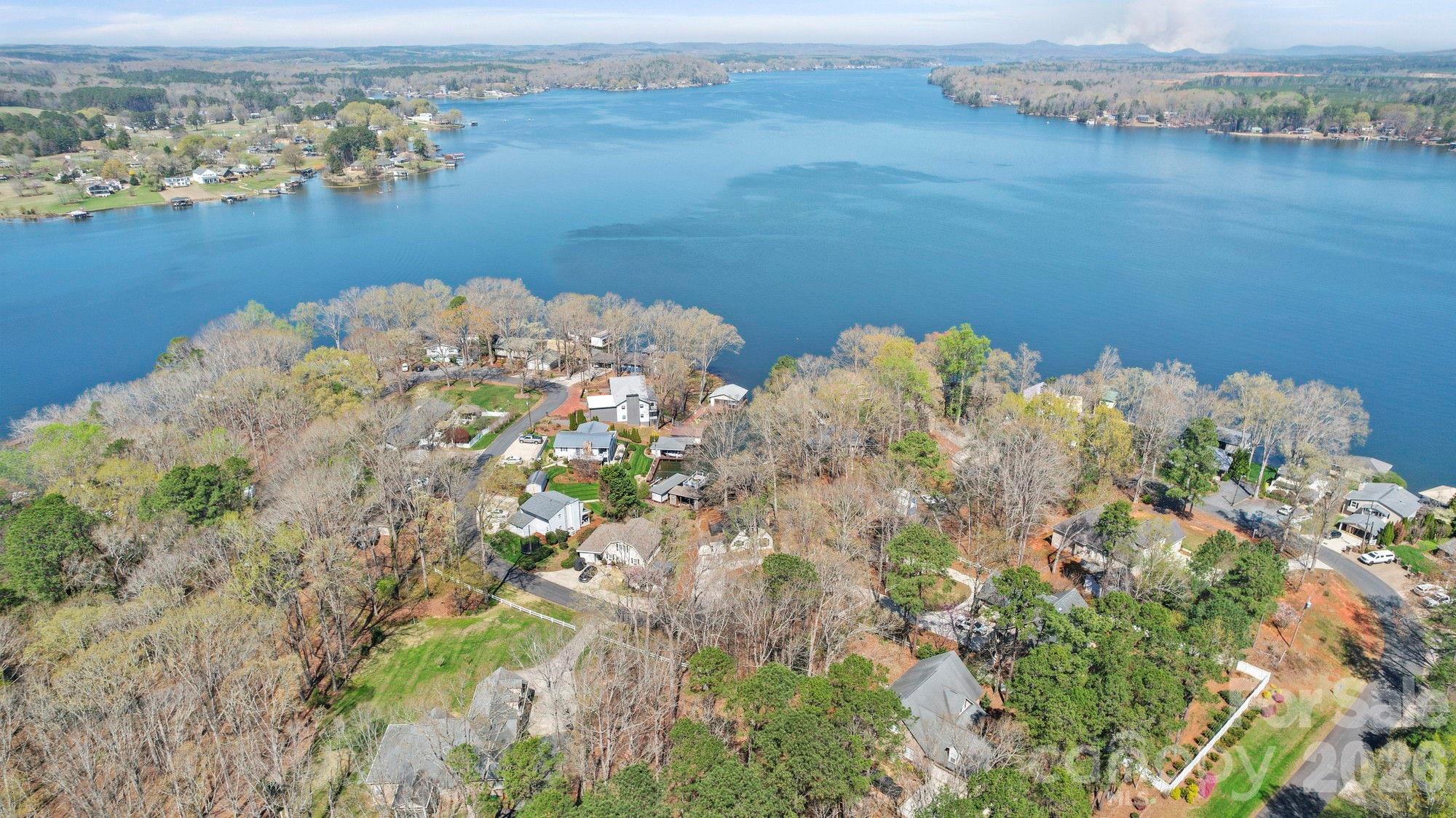 10773 Willow Oak Road — Norwood