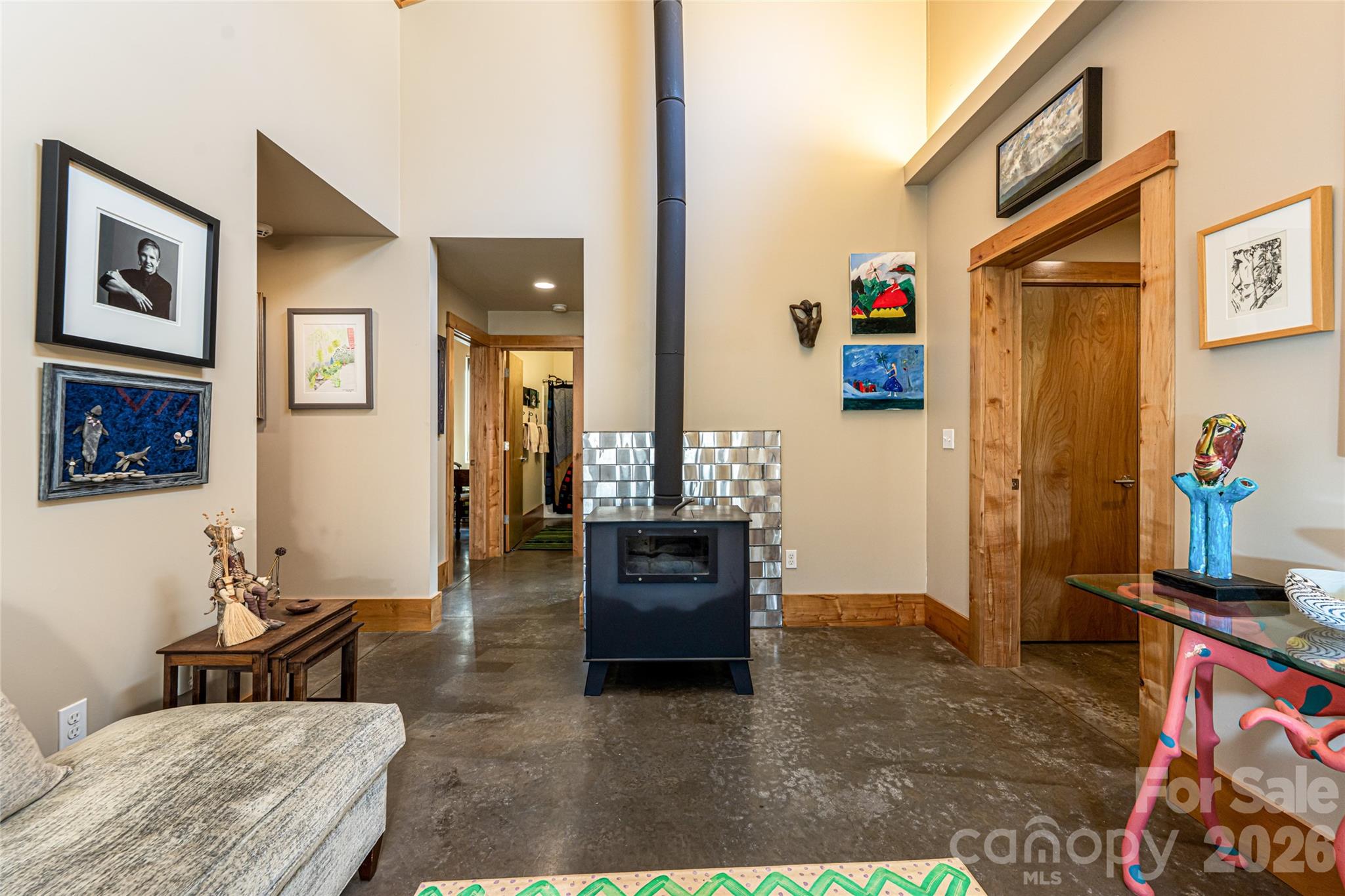 33 Robinson Creek Road — Asheville