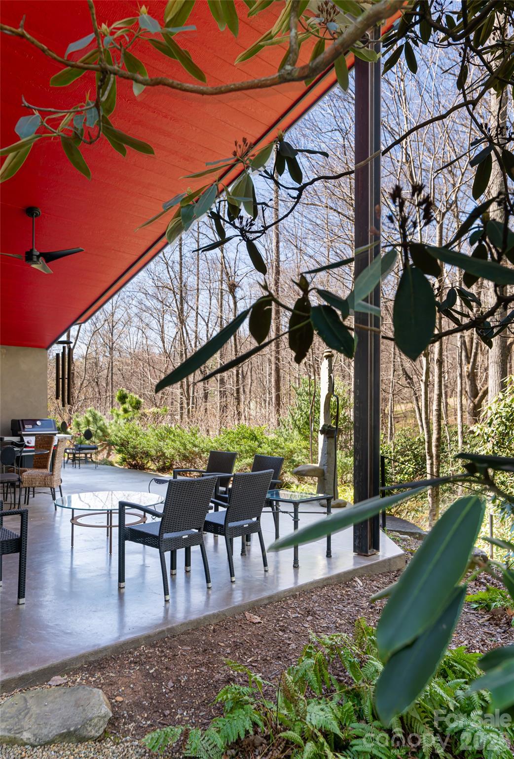 33 Robinson Creek Road — Asheville