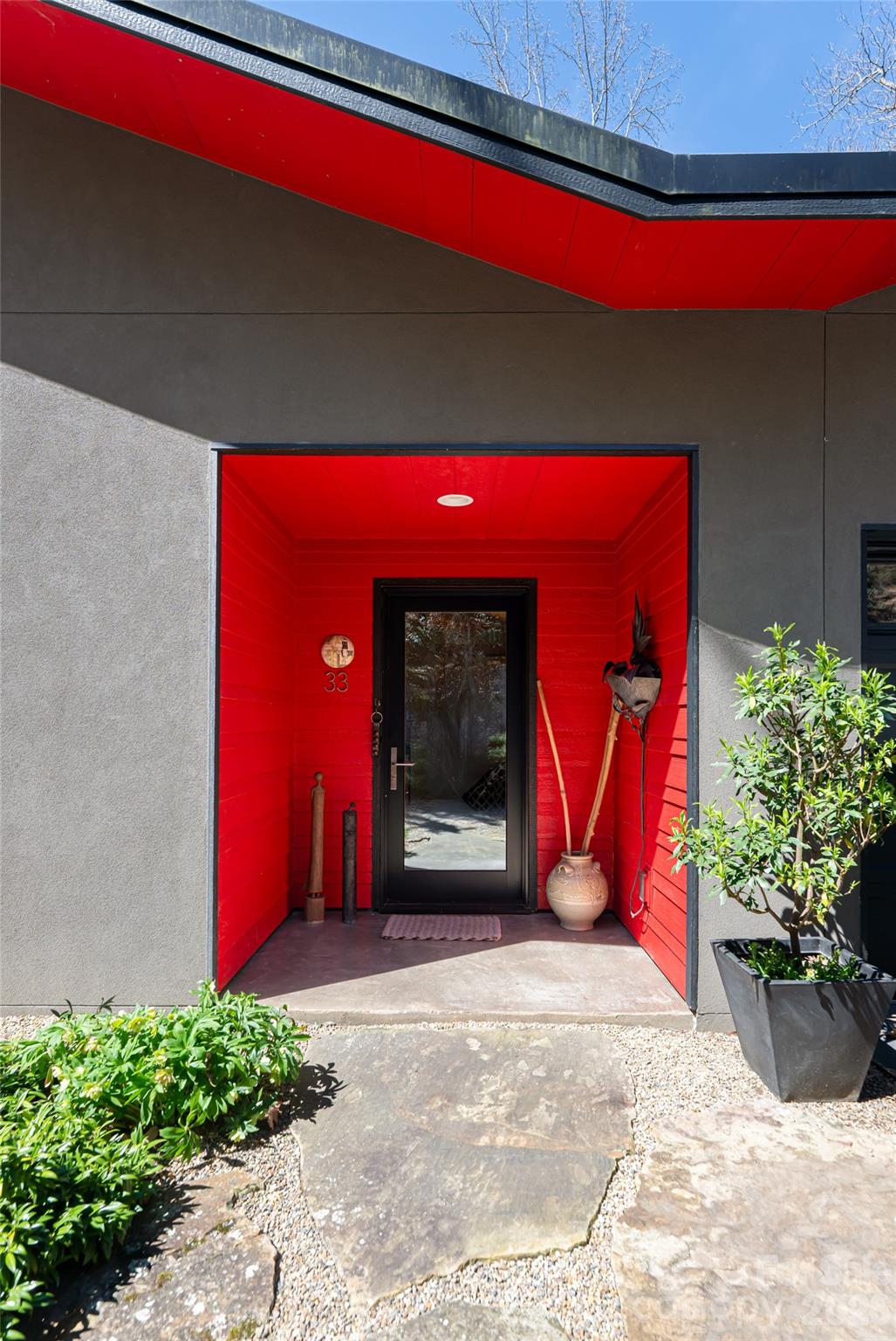 33 Robinson Creek Road — Asheville