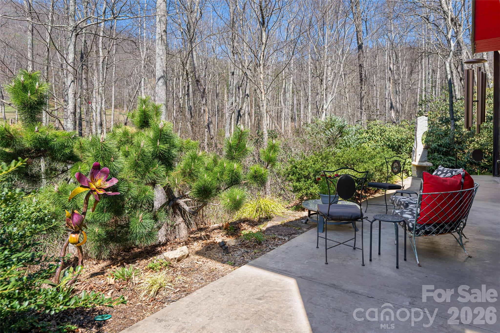 33 Robinson Creek Road — Asheville