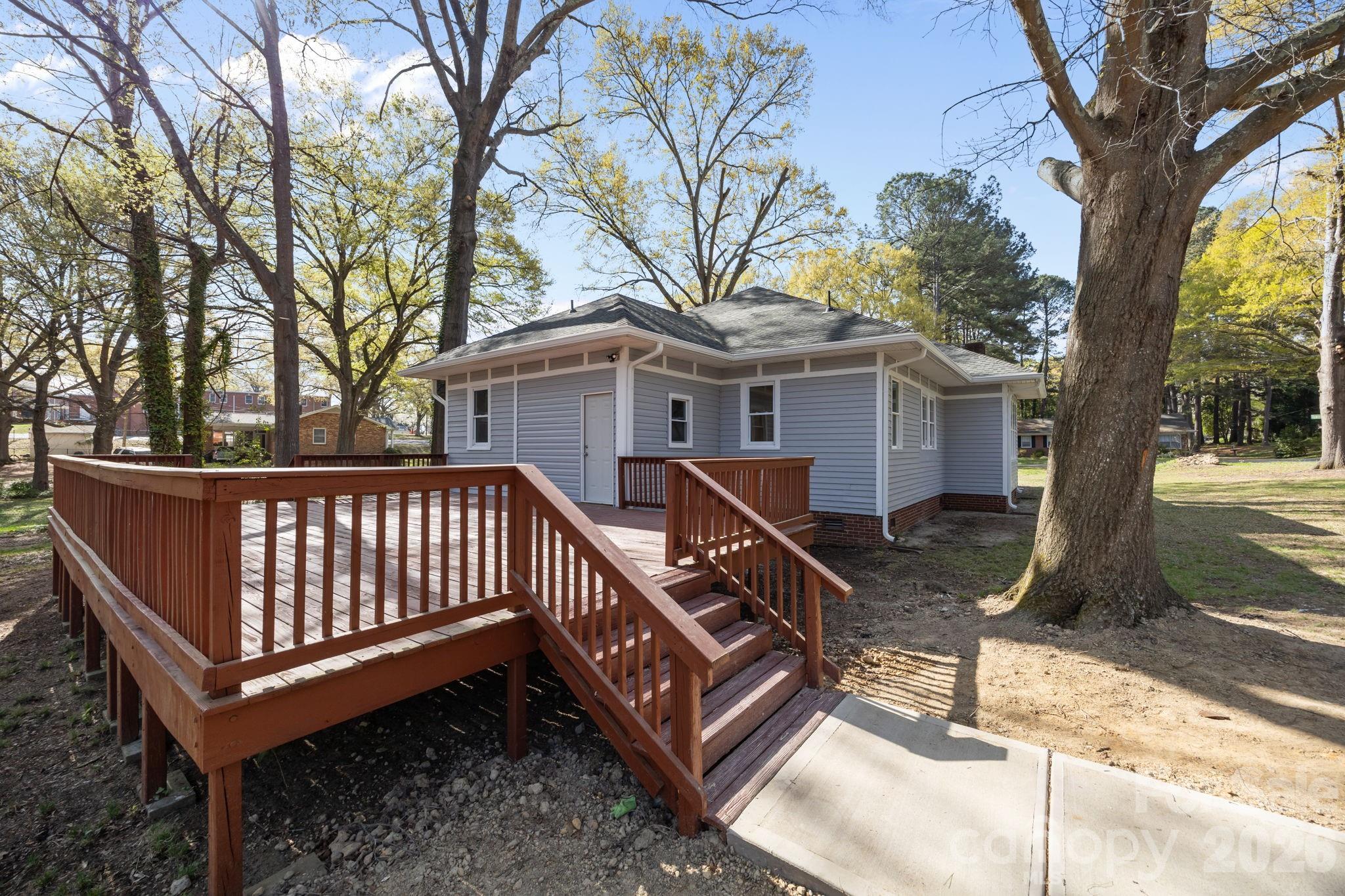 606 Townsend Avenue — Gastonia