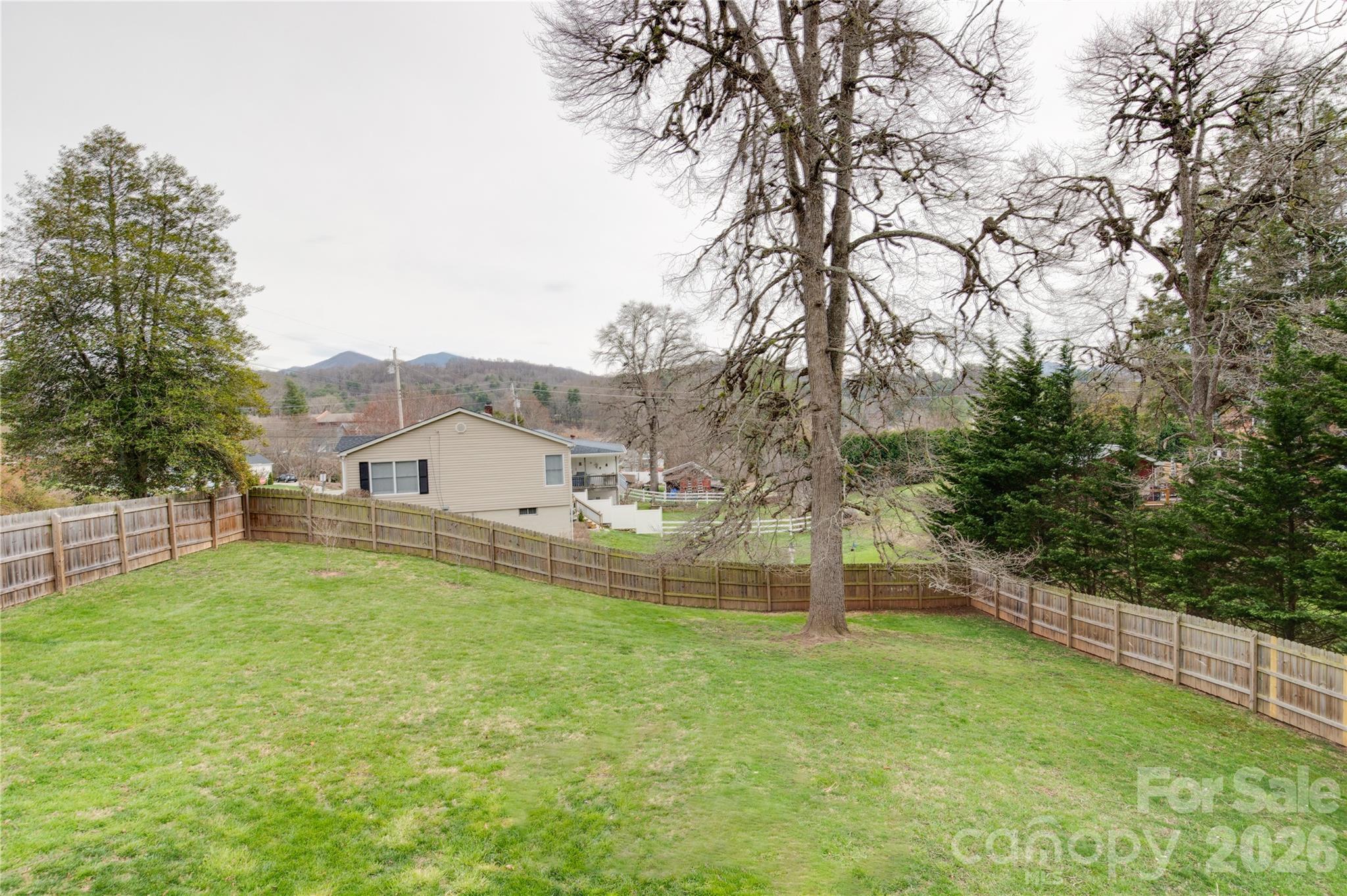 107 Shepard Way — Burnsville