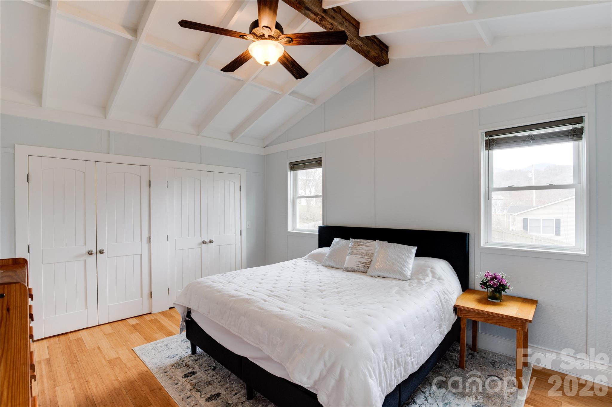 107 Shepard Way — Burnsville