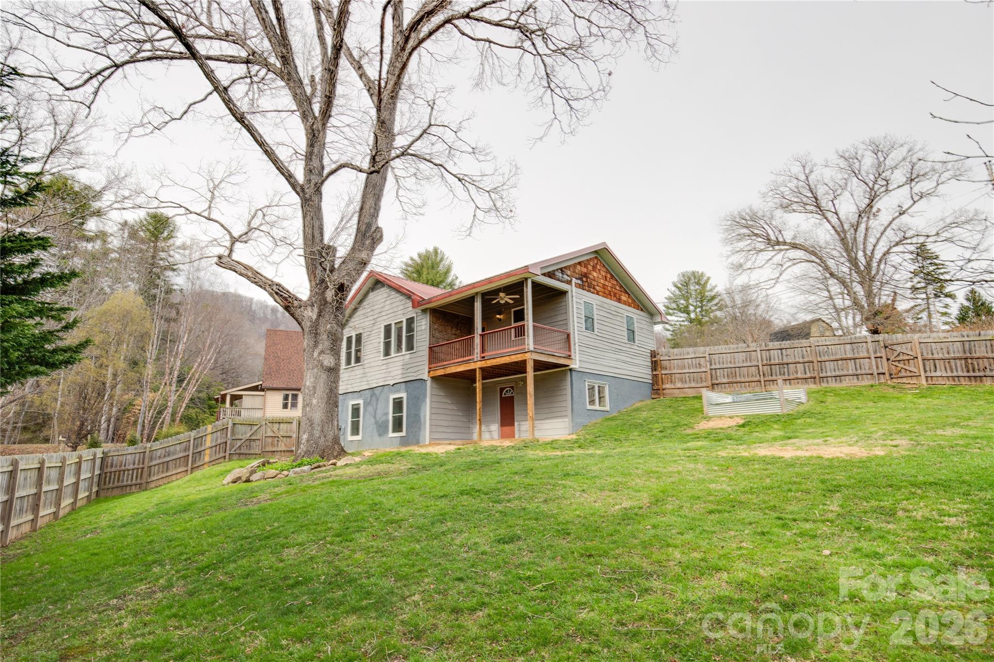 107 Shepard Way — Burnsville
