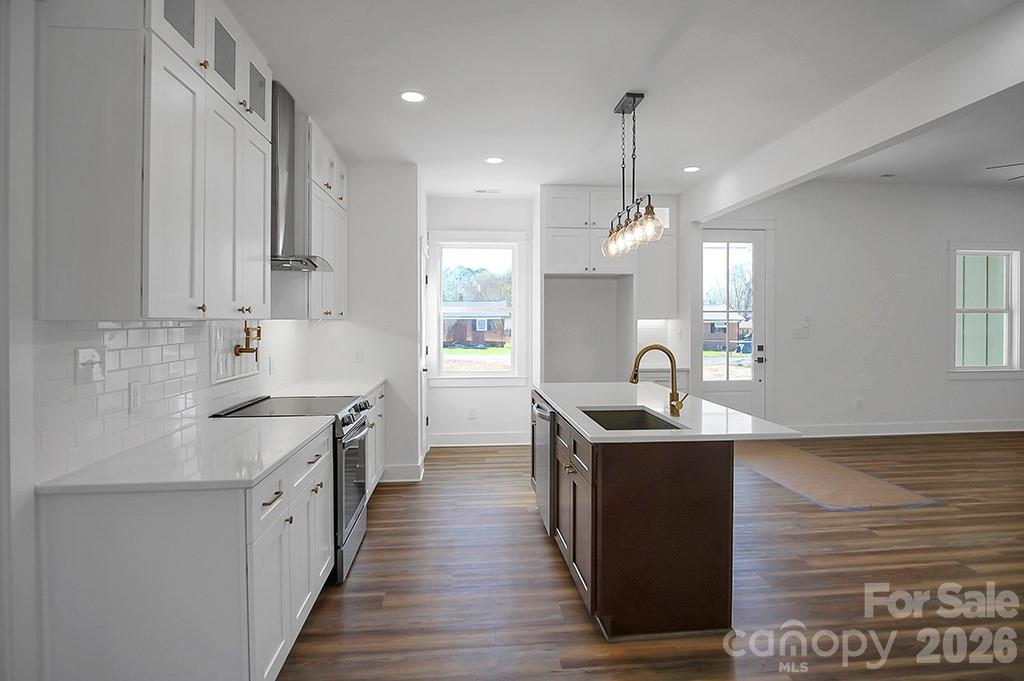 404 JC Dellinger Road — Cherryville