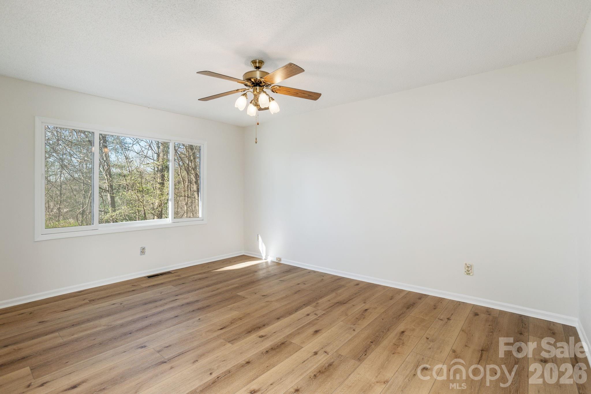 3113 Primrose Drive — Hendersonville