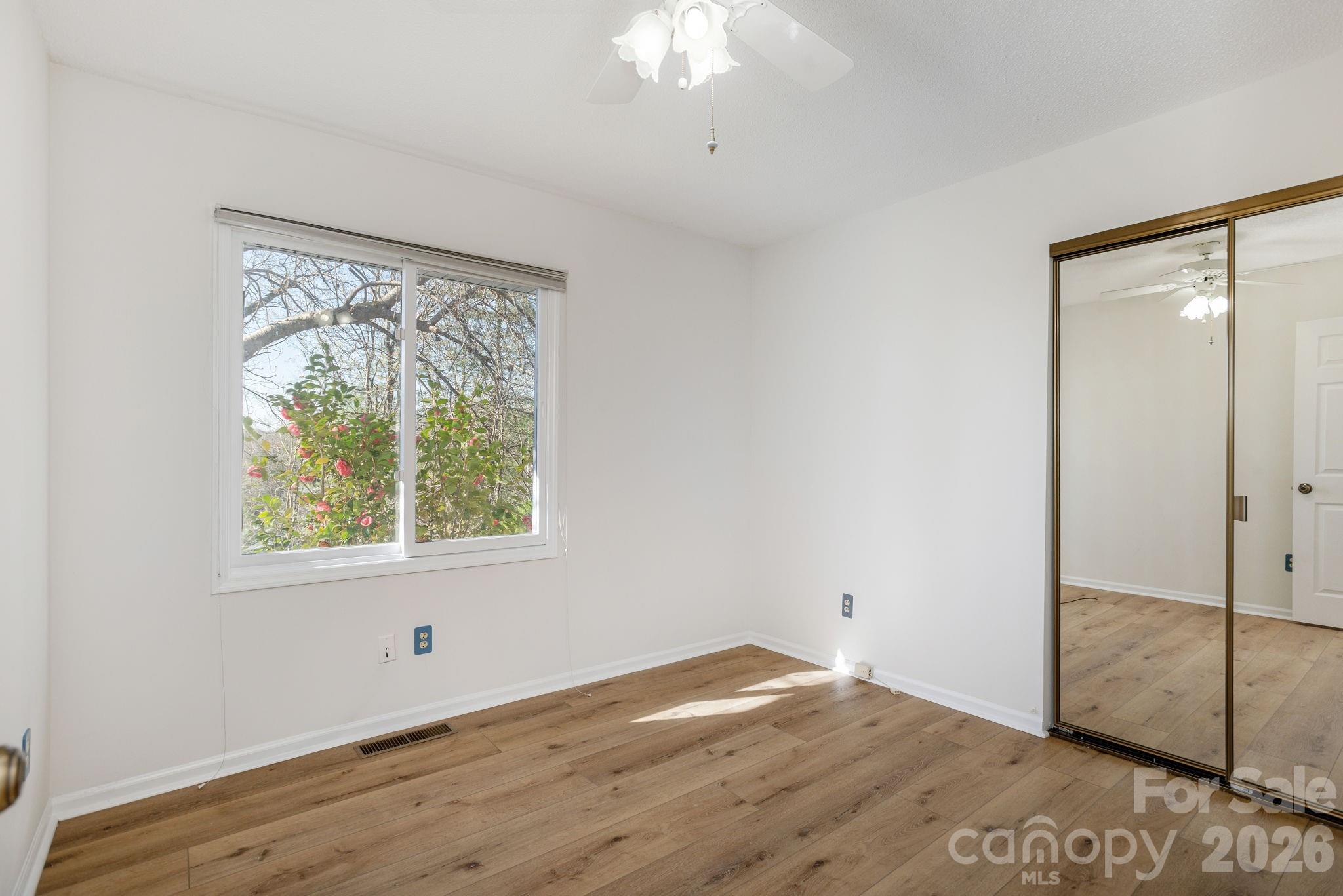 3113 Primrose Drive — Hendersonville