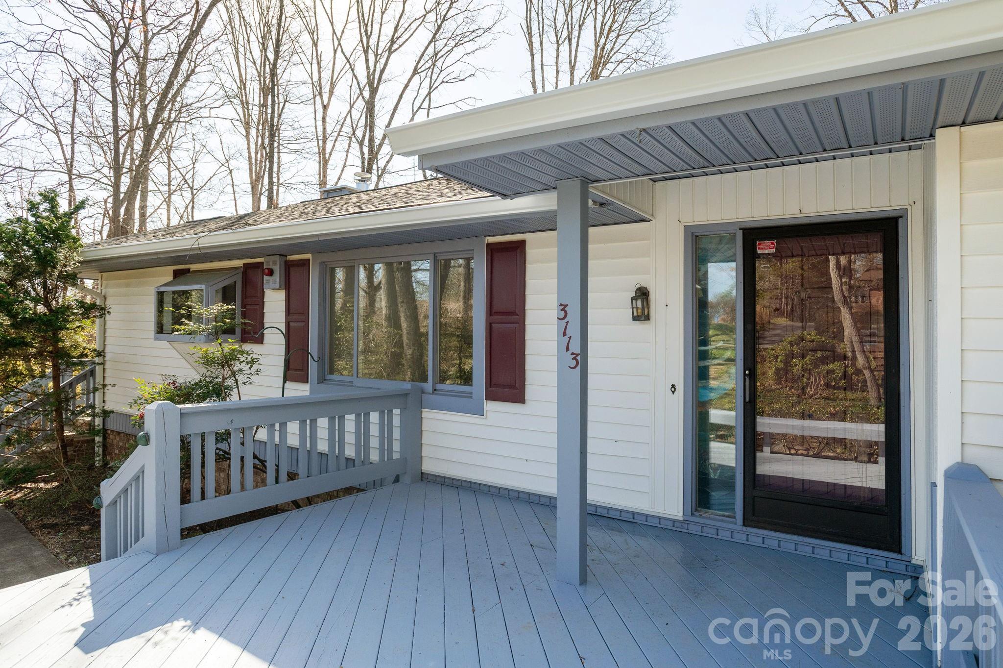 3113 Primrose Drive — Hendersonville